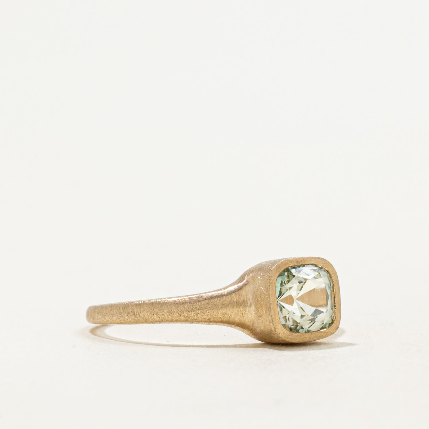 '100 Ways' 9k Yellow Gold Tourmaline Textured Signet | 0.81ct | SZ 6