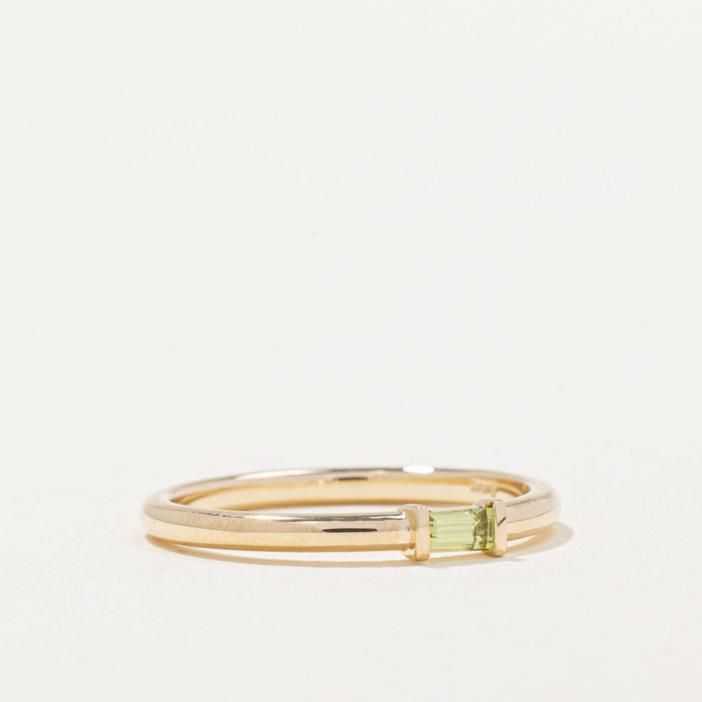 Bague en péridot 14 carats de 100 Ways | 0,12 ct | Taille 6,75 |