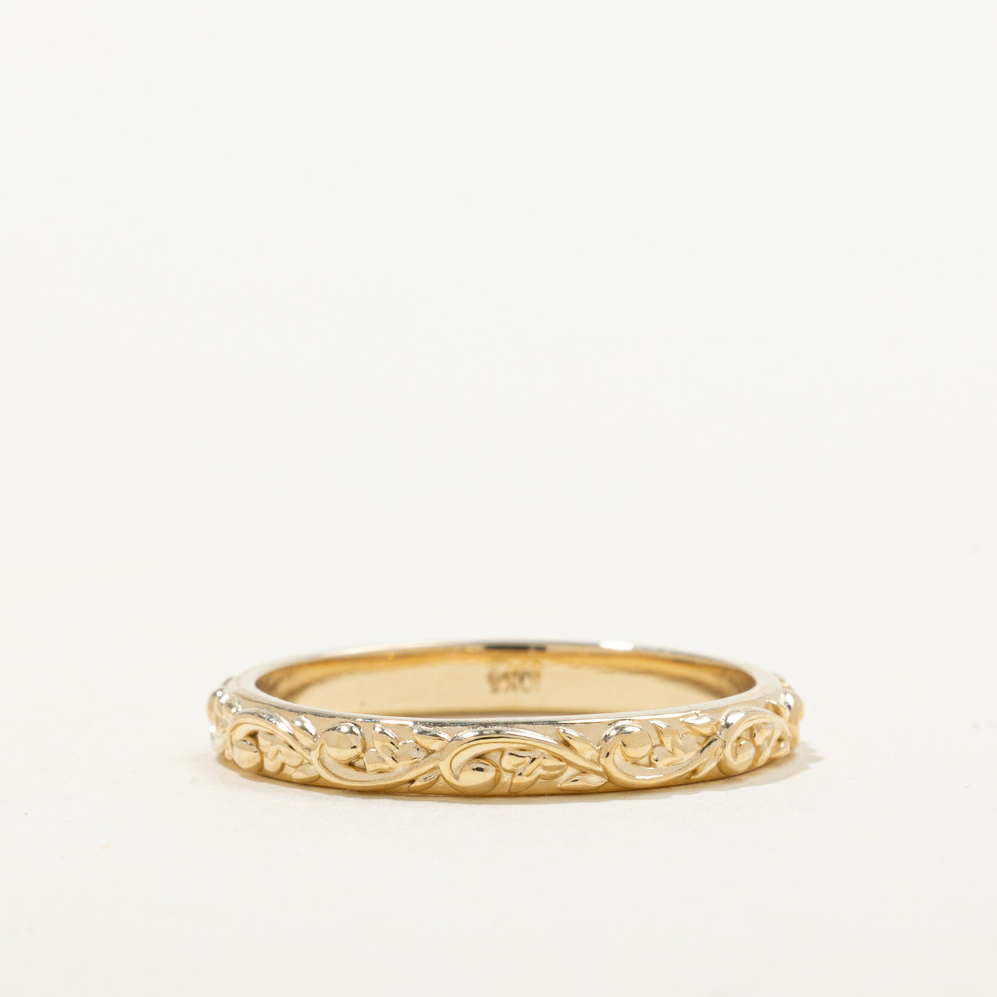 '100 Ways' 10k Ornate Detail Band | Sizes Available