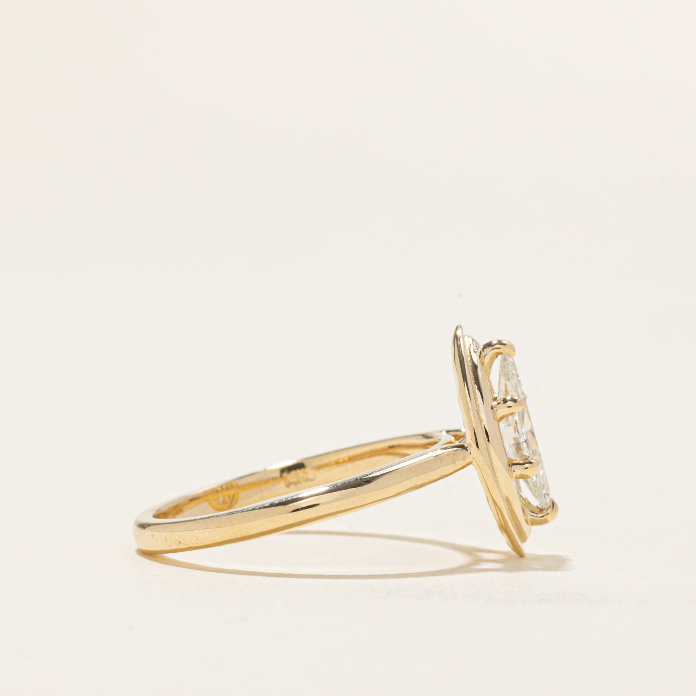 Bague en diamant marquise « 100 façons » | 0,71 ct SI1 G | Taille 7,25