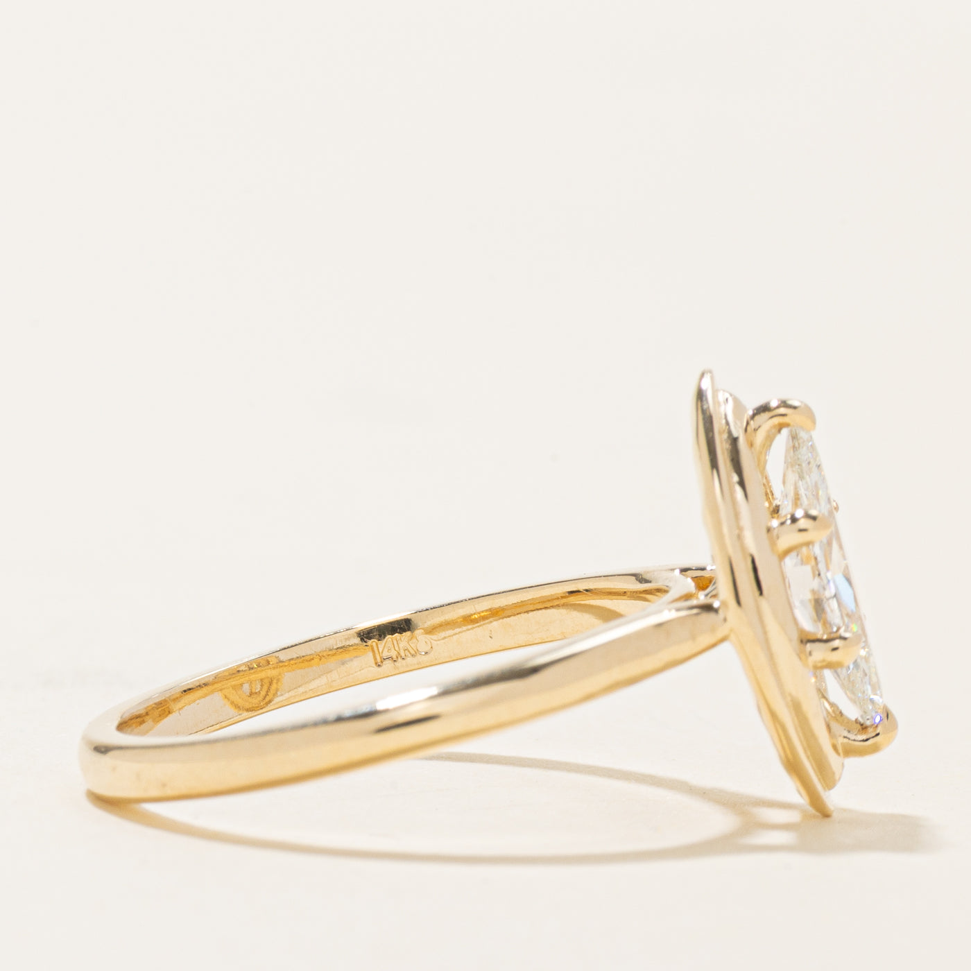 Bague en diamant marquise « 100 façons » | 0,71 ct SI1 G | Taille 7,25