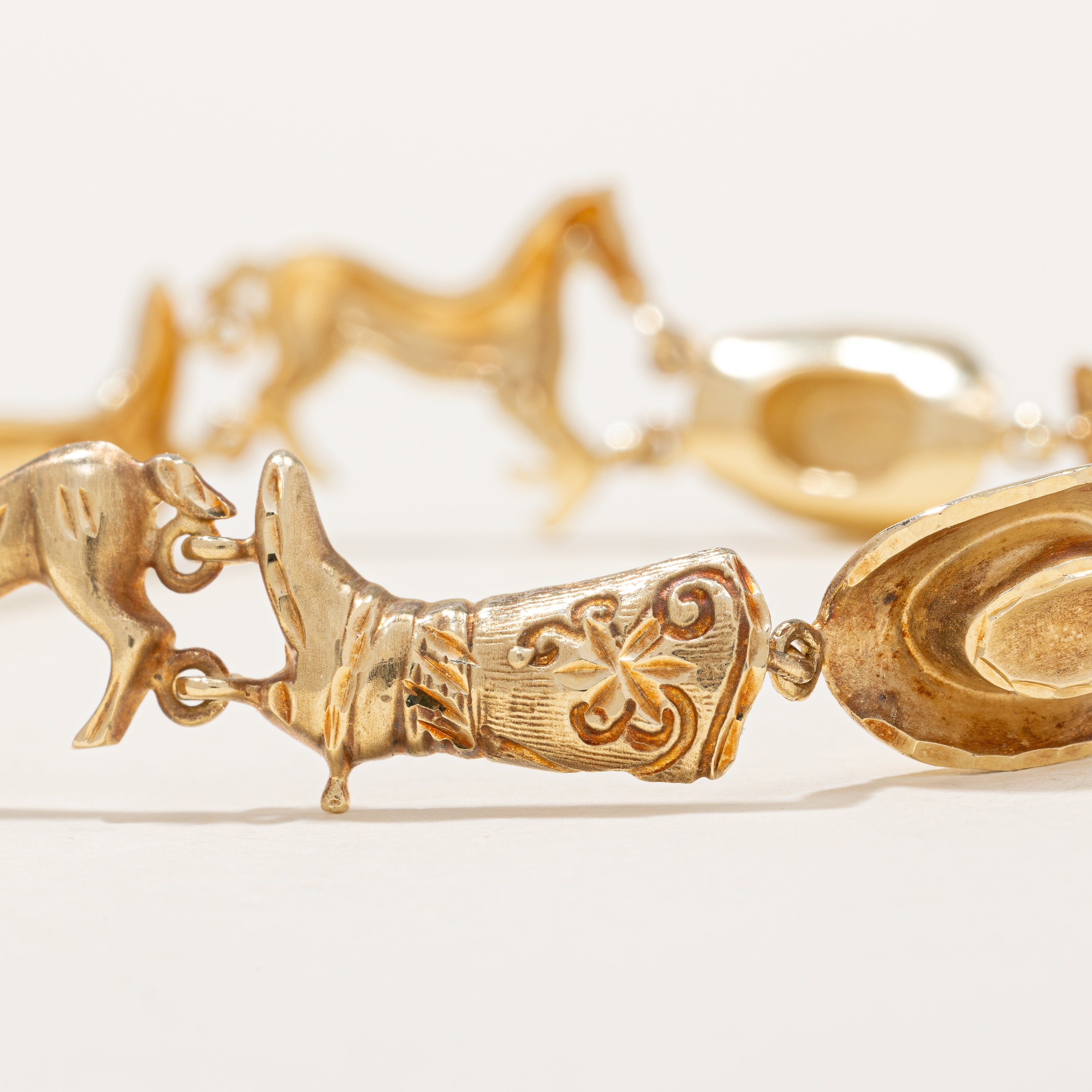 14k Yellow Gold Horse & Cowboy Hat Bracelet | 7" |