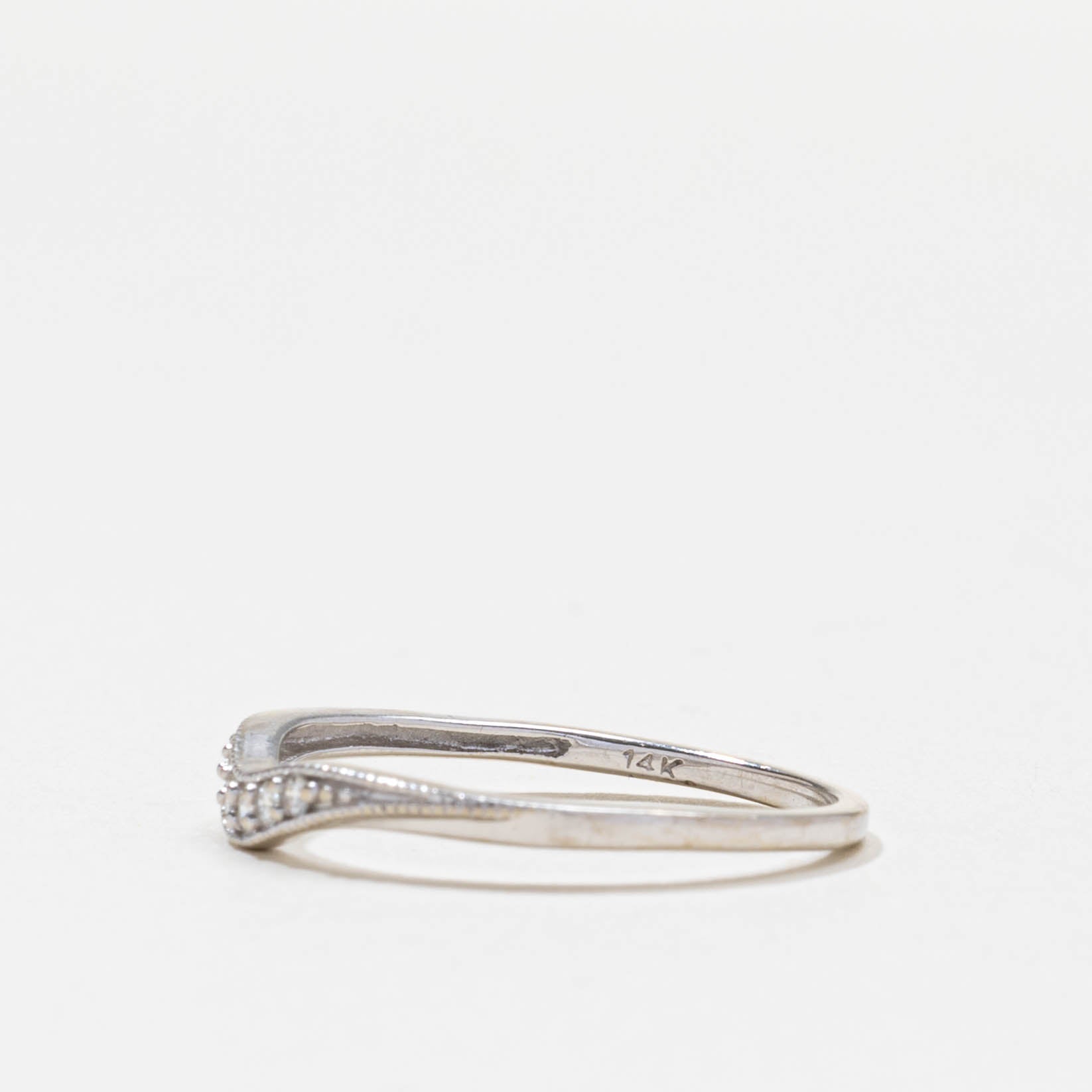 Bague en diamant à chevrons et perles fines | 0,07 ct | Taille 6,5