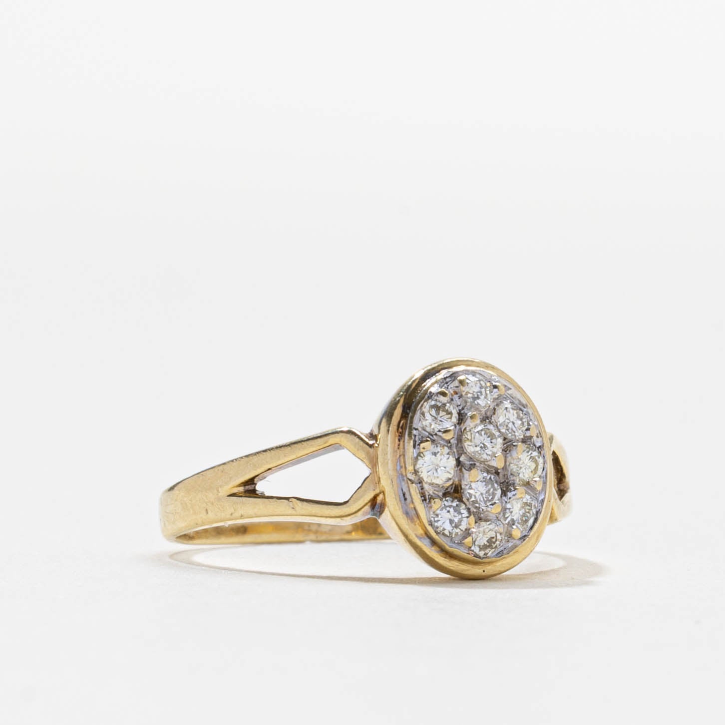 Diamond Oval Cluster Open Shank Ring | 0.25ctw | SZ 5.75