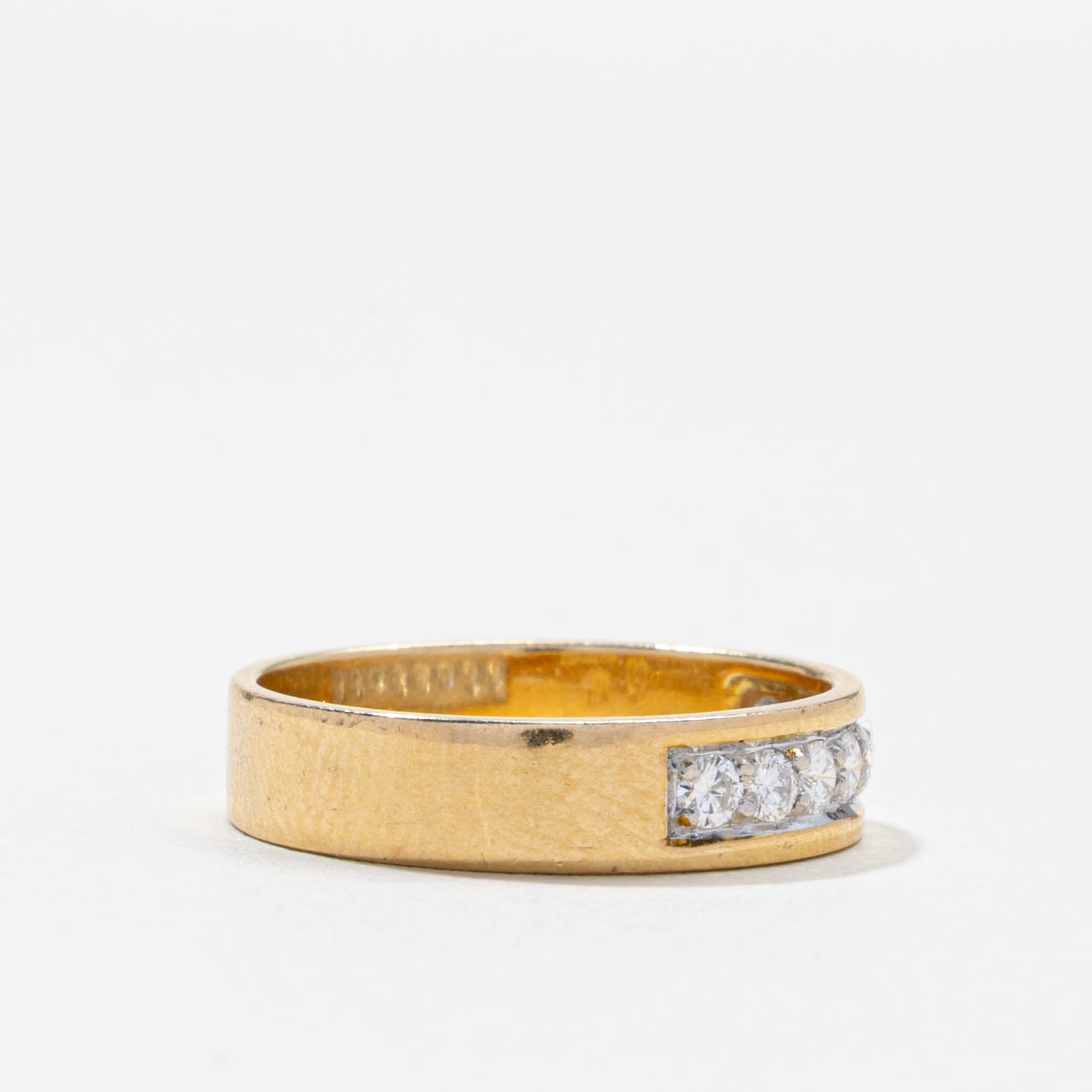 Alliance en or sertie de diamants en canal | 0,32 ct | 4,25 mm | Taille 6,0