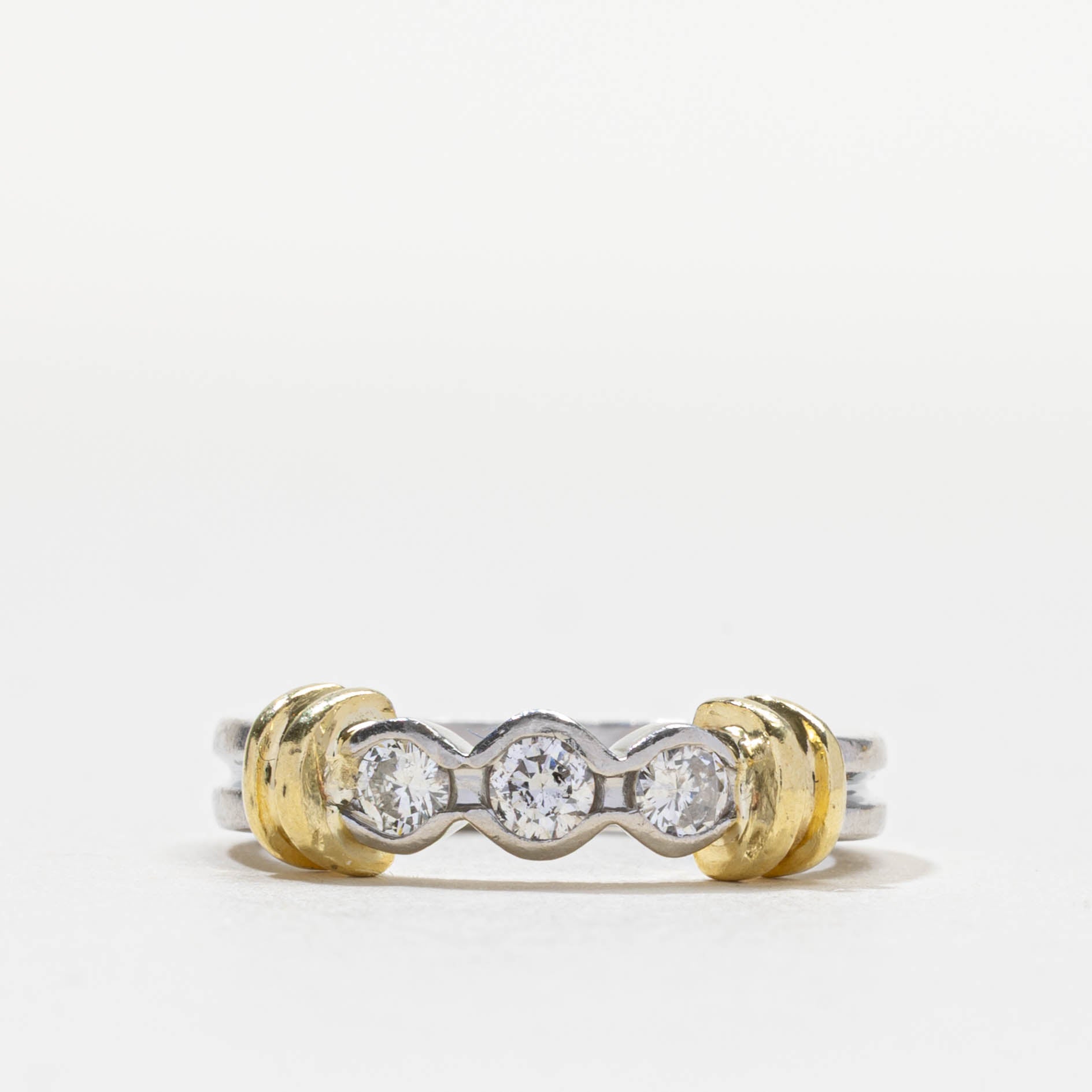 Bague trois diamants | 0,3 ct | Taille 5,25