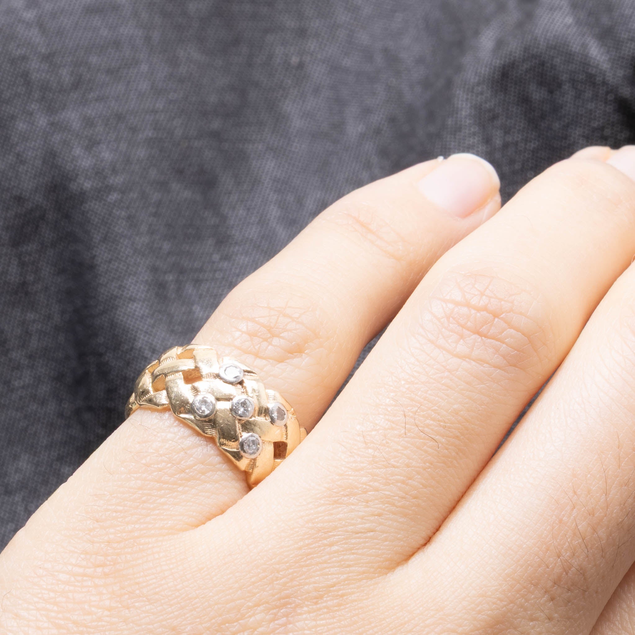 Scattered Diamond Woven Band | 0.1ctw | 8.95mm | SZ 4.25