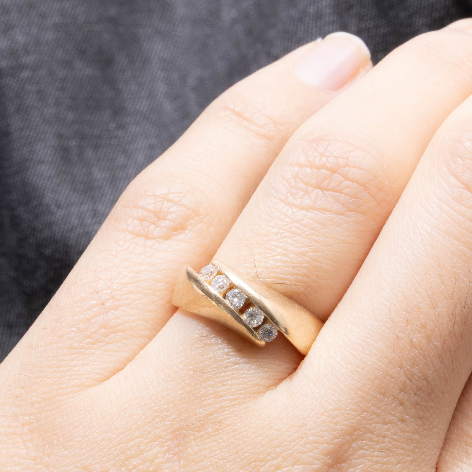 Five Stone Diagonal Channel Set Diamond Ring | 0.25ctw | SZ 7.0