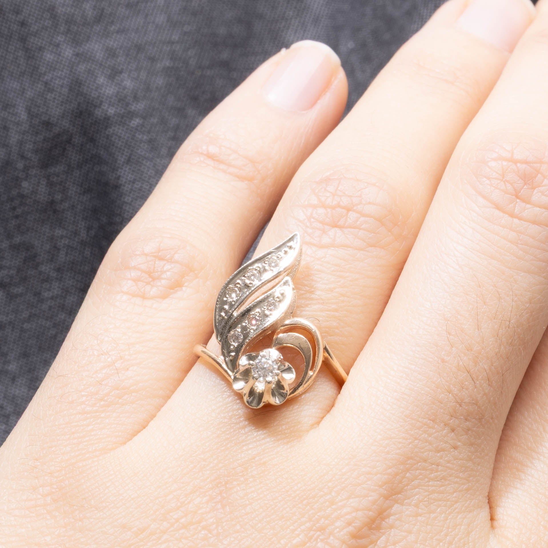 1991 Kiev Diamond Floral Design Ring | 0.15ctw | SZ 5.75