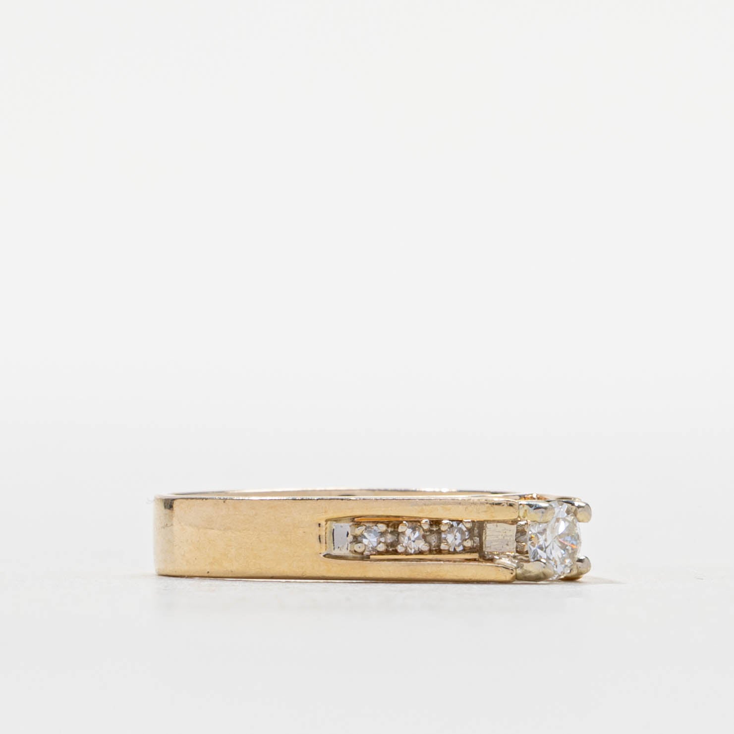 High Set Diamond Accented Ring | 0.17ctw | SZ 4.5