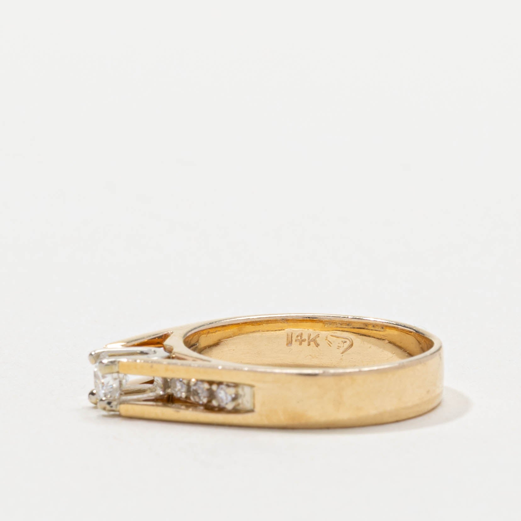 High Set Diamond Accented Ring | 0.17ctw | SZ 4.5