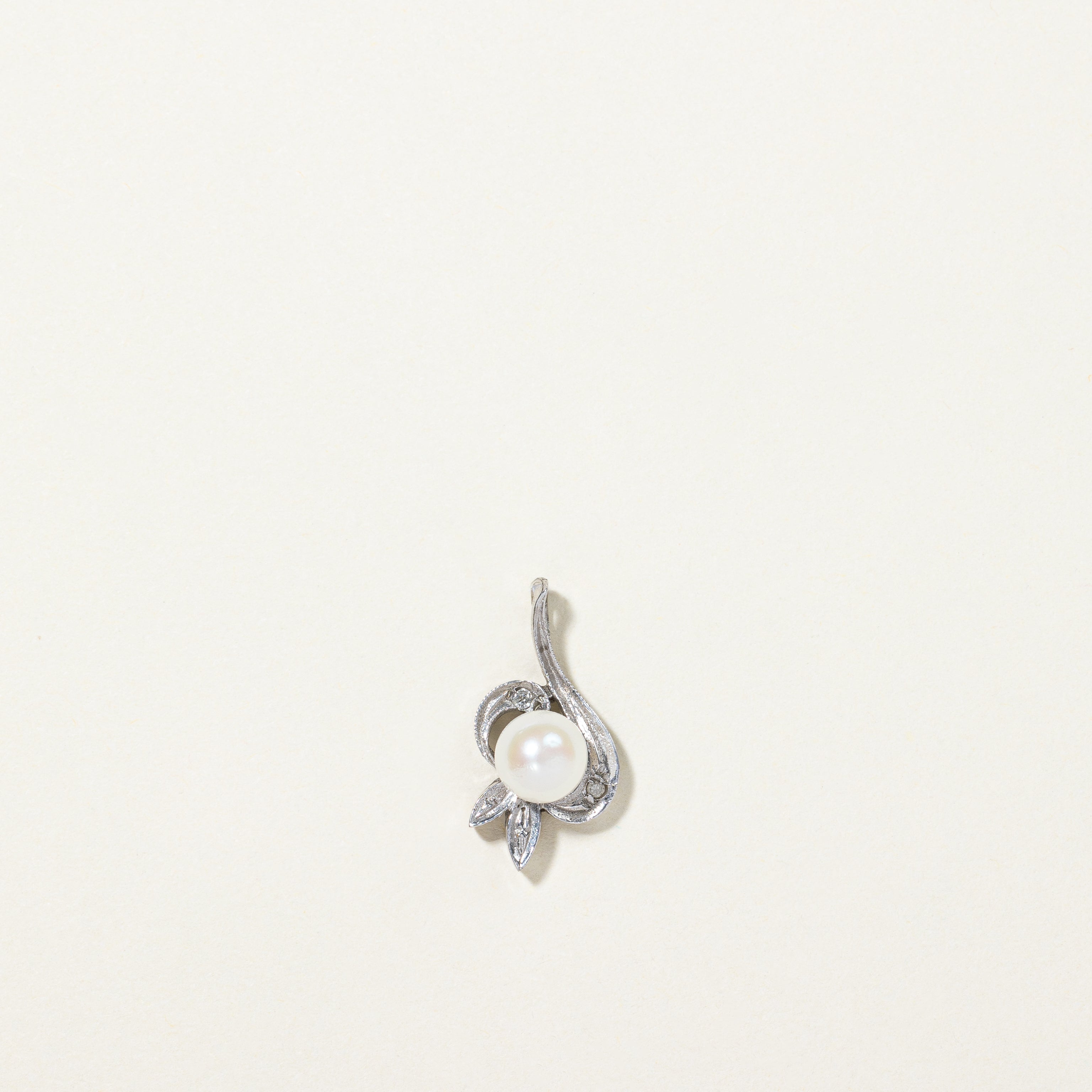 Pearl & Diamond Pendant | 0.01ctw |