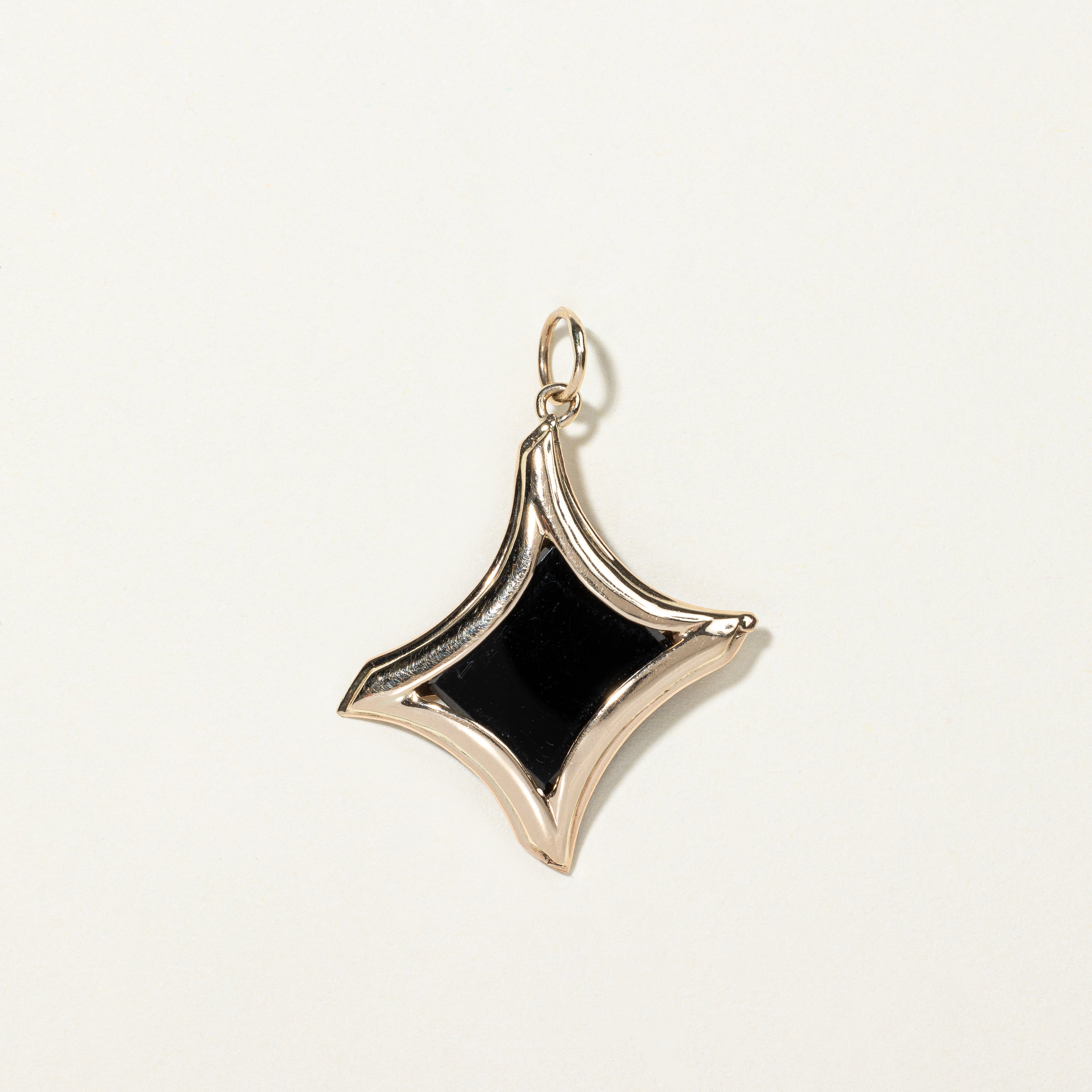 Onyx Pendant | 1.50ct |