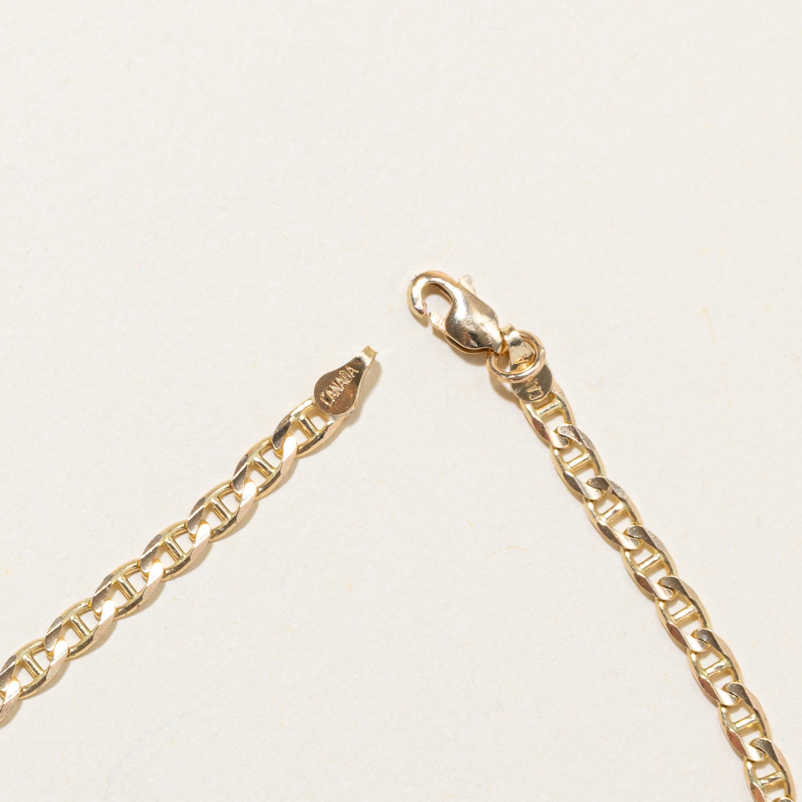 Canadian 10k Yellow Gold Anchor Chain Bracelet | 7.5"