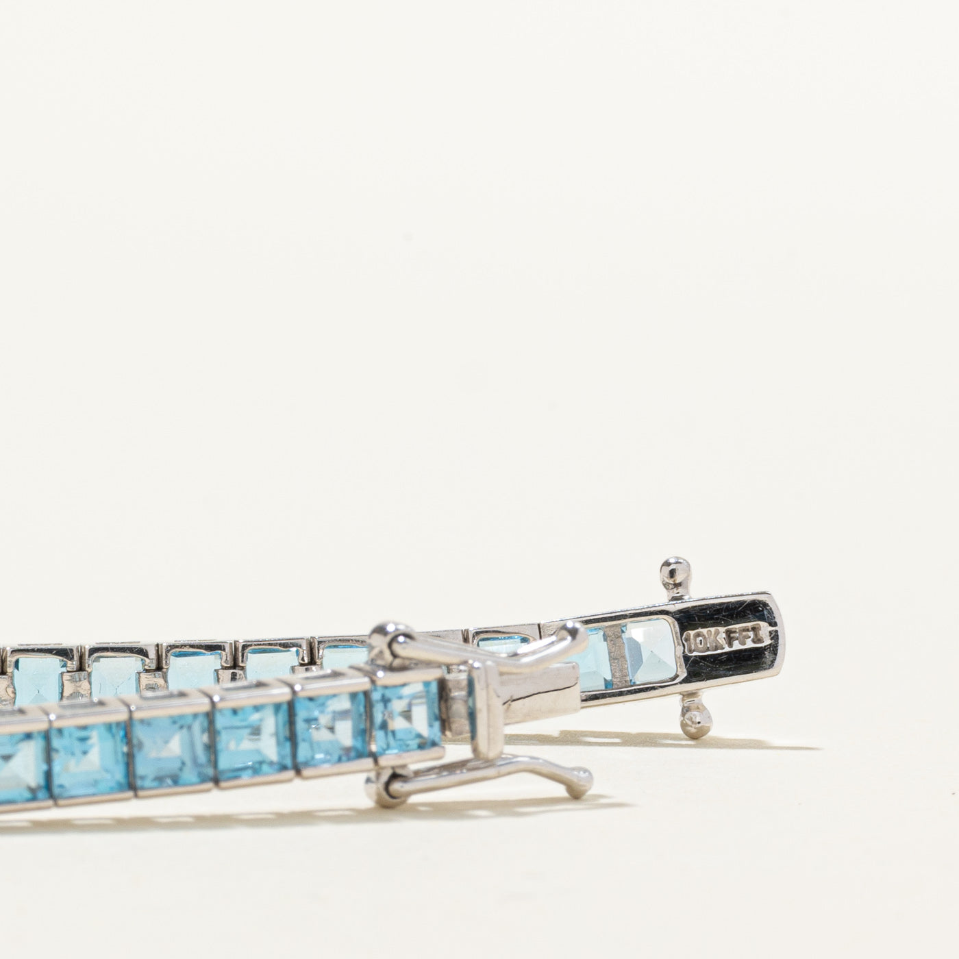 Bracelet en topaze bleue 10 carats | 10,00 ct | 19 cm