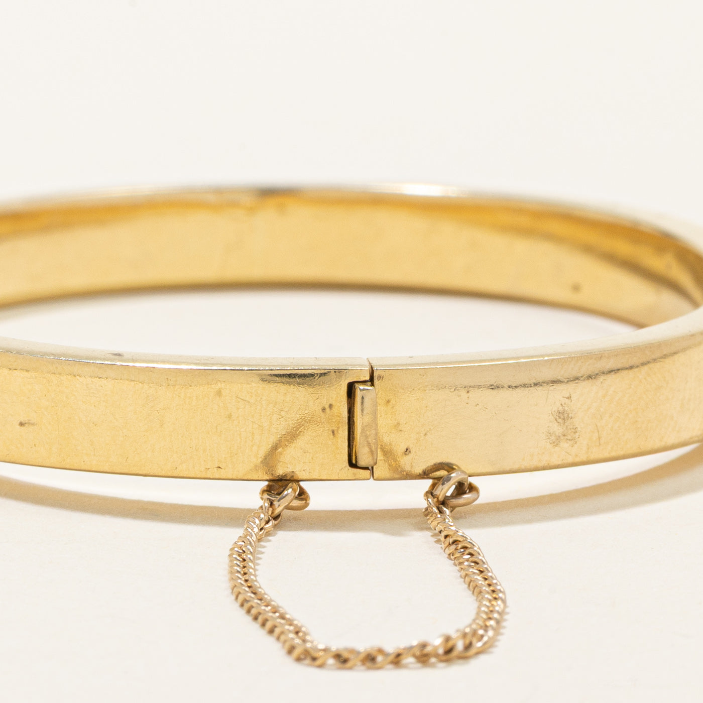 'Birks' 18k Yellow Gold Plain Bangle | 6"