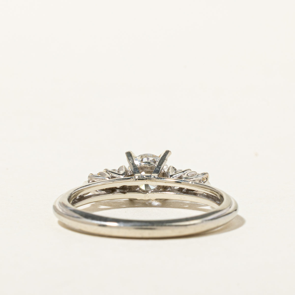 18k White Gold Diamond Accented Ring | 0.47ctw | SZ 5.75