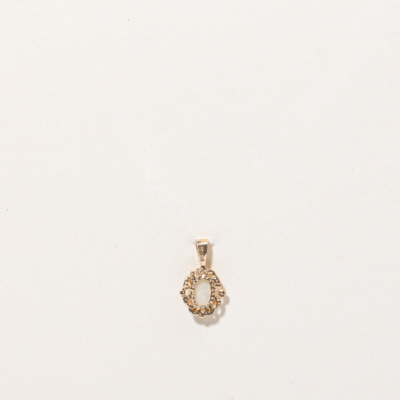 Pendentif en opale | 0,25 ct |