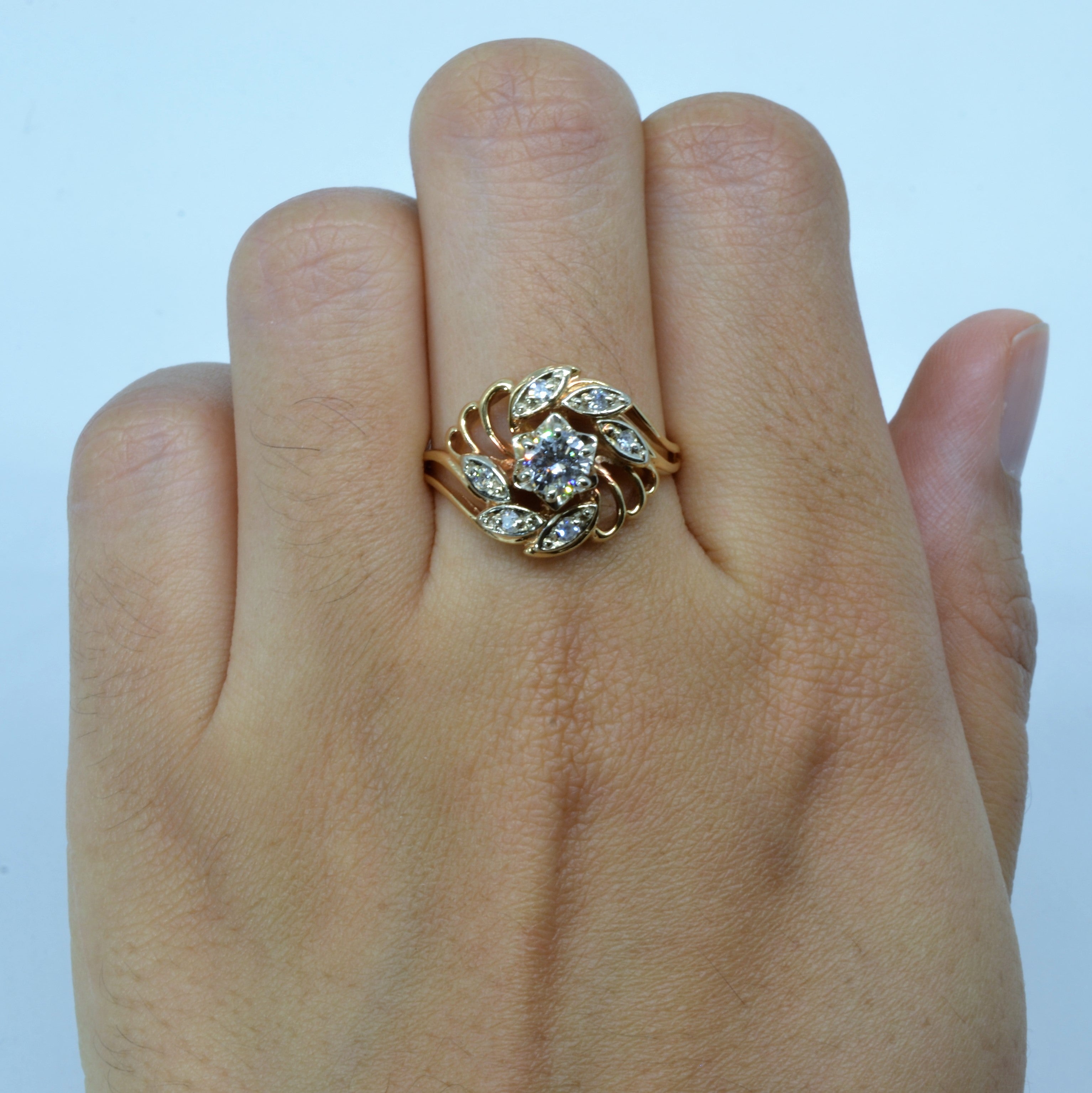 Flower Design Spiral Diamond Ring | 0.48ctw | SZ 8.25 |