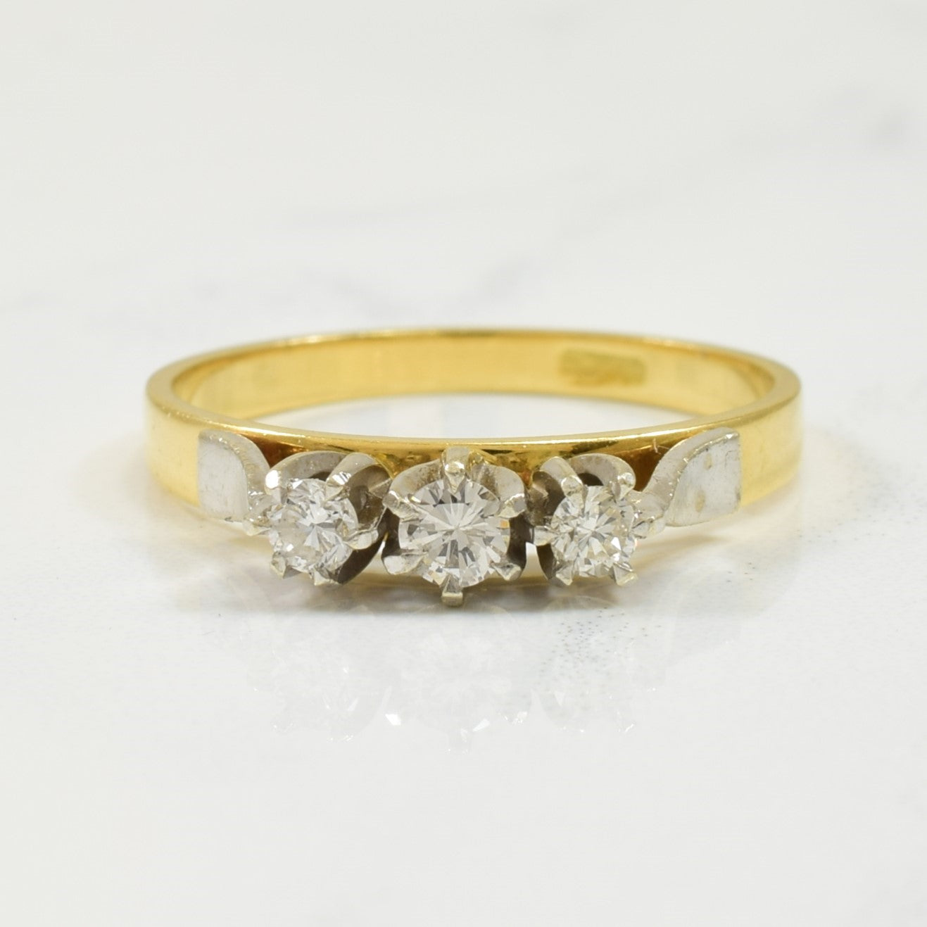 Three Stone Diamond Ring | 0.20ctw | SZ 6.5 |