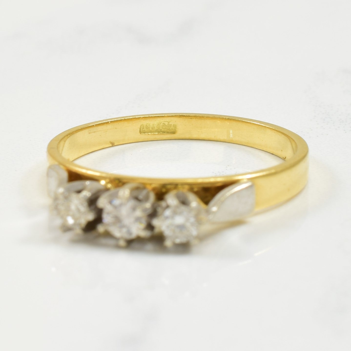 Three Stone Diamond Ring | 0.20ctw | SZ 6.5 |