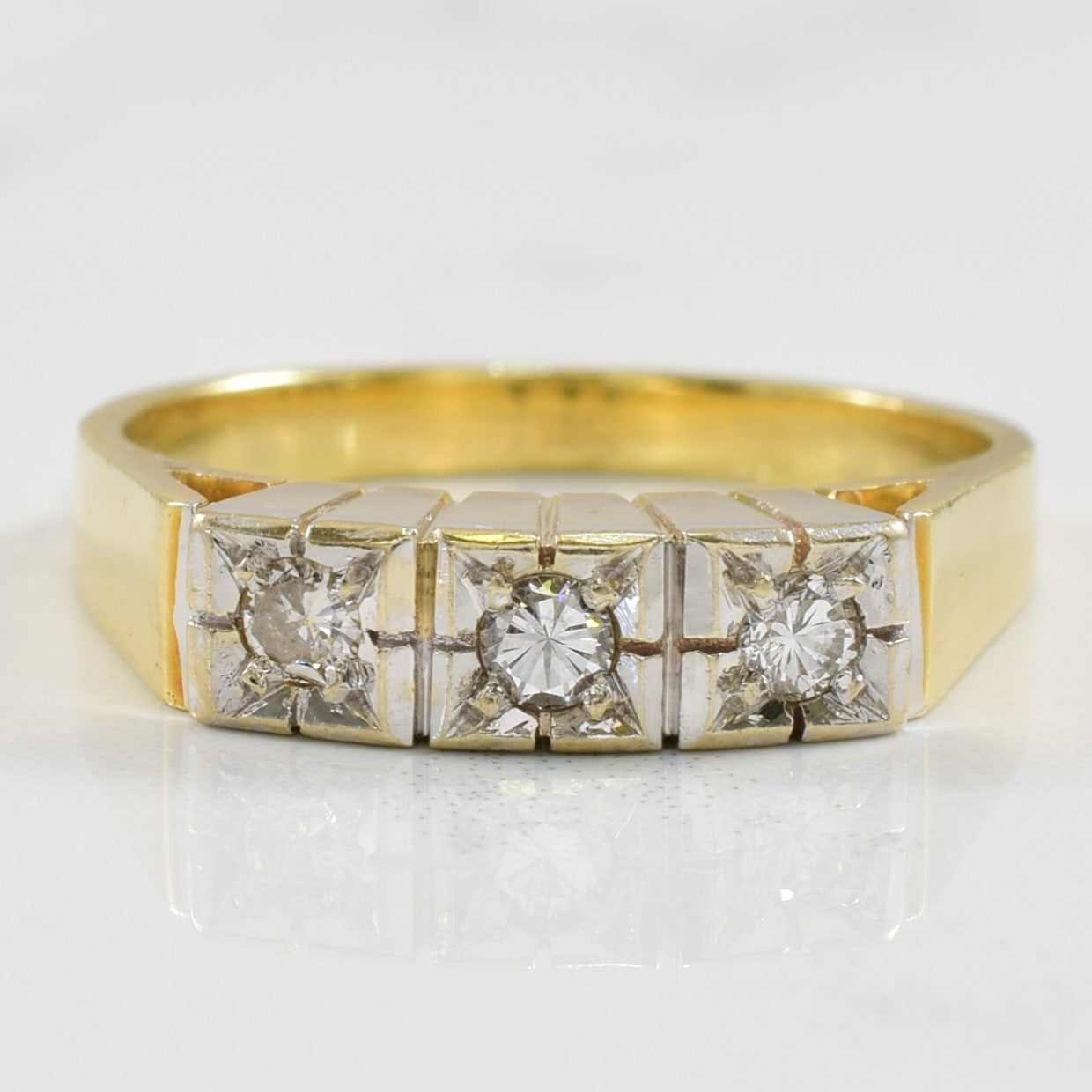 Illusion Set Diamond Ring | 0.15ctw | SZ 7.5 |