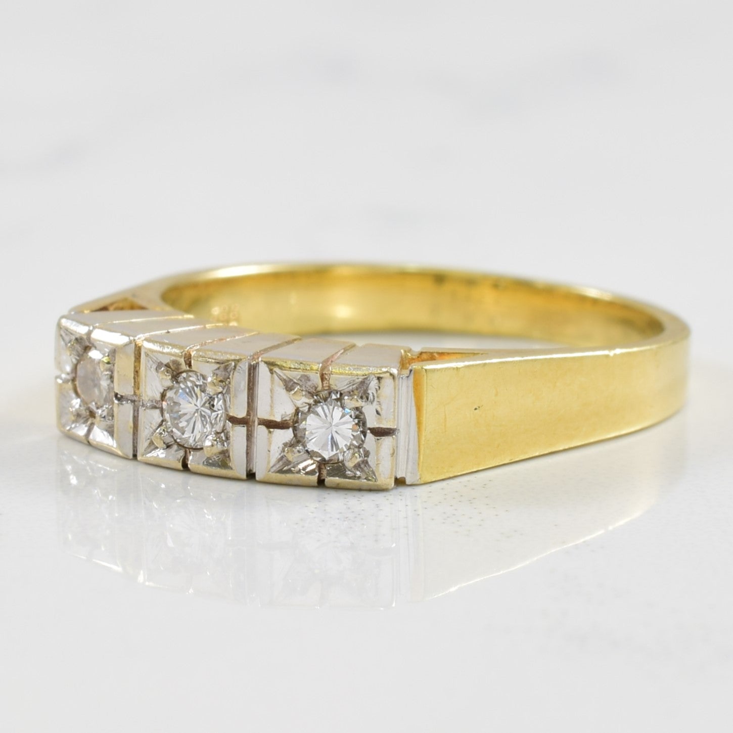 Illusion Set Diamond Ring | 0.15ctw | SZ 7.5 |