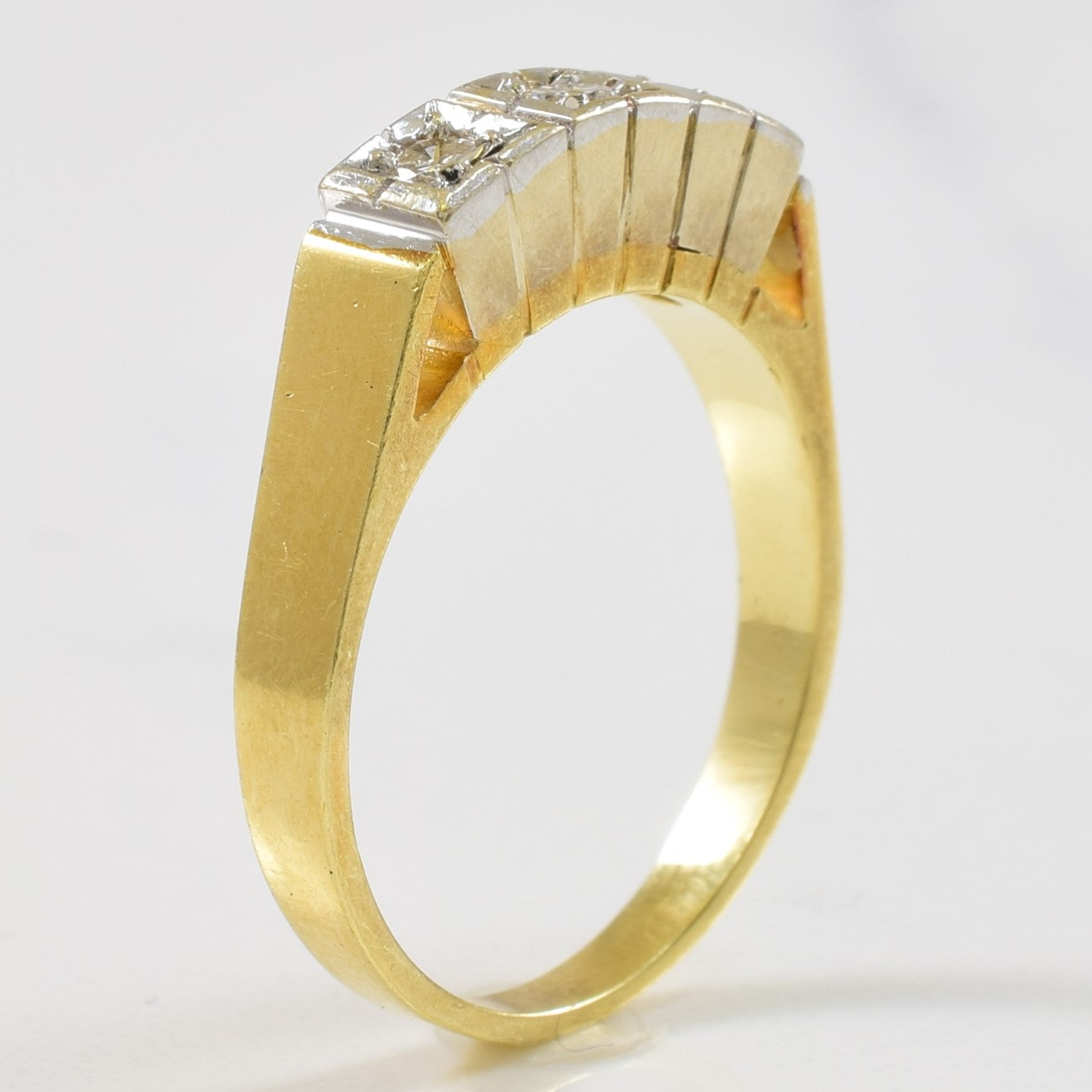 Illusion Set Diamond Ring | 0.15ctw | SZ 7.5 |