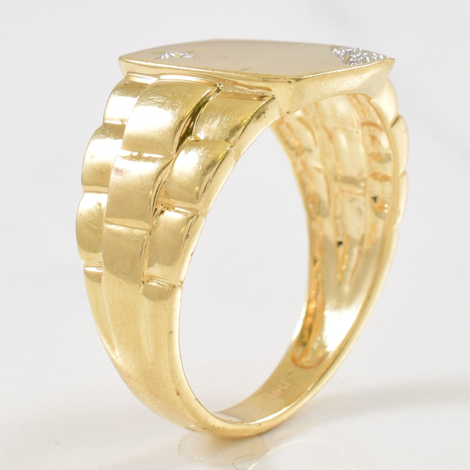 Bague chevalière texturée en diamant | 0,02 ct | Taille 10,5 |