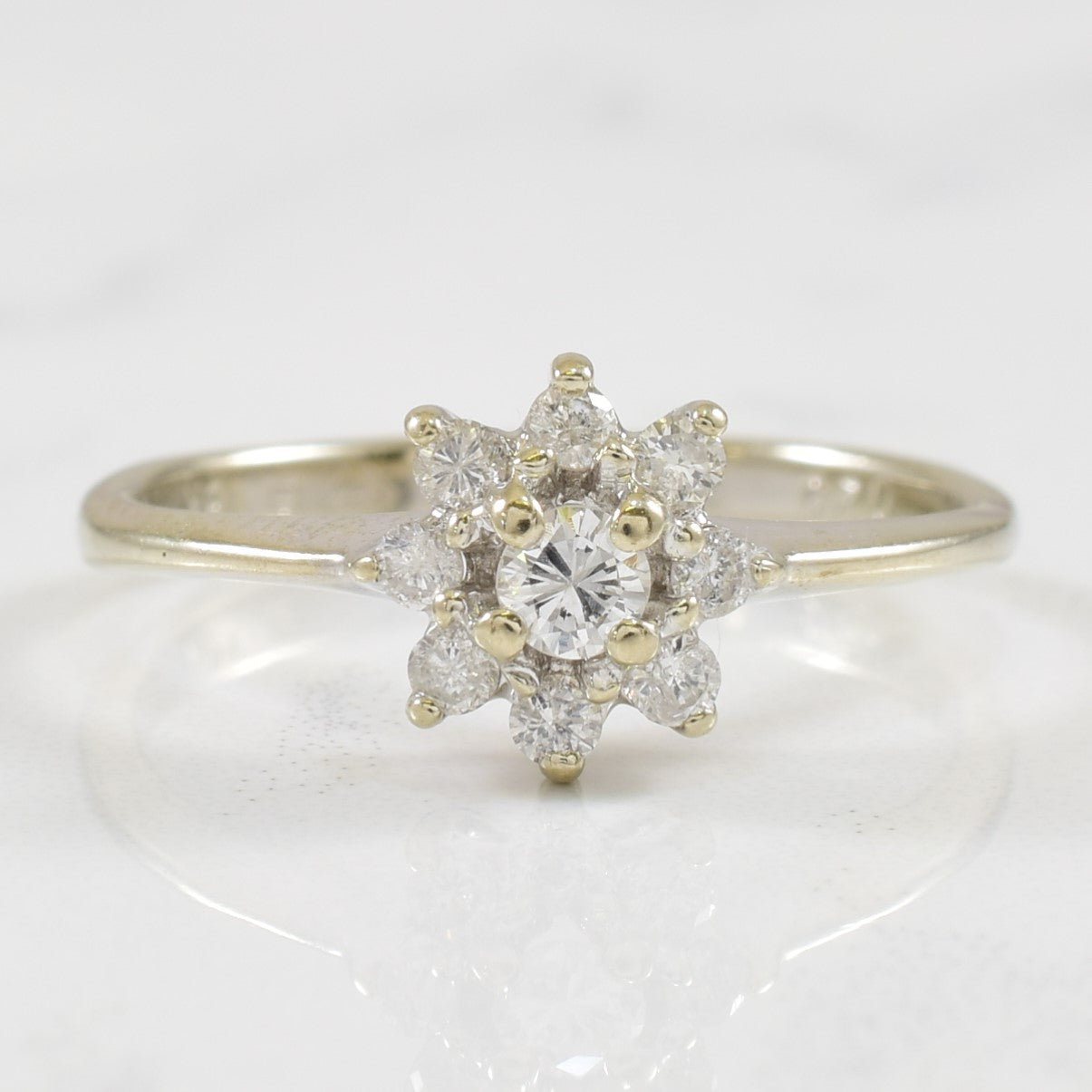 Cluster Star Burst Diamond Ring | 0.14ctw | SZ 5.25 |