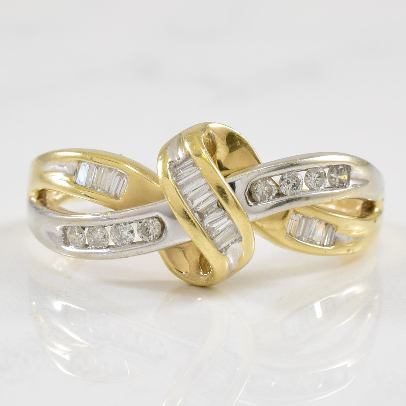 Two Tone Gold Diamond Knot Ring | 0.22ctw | SZ 8 |