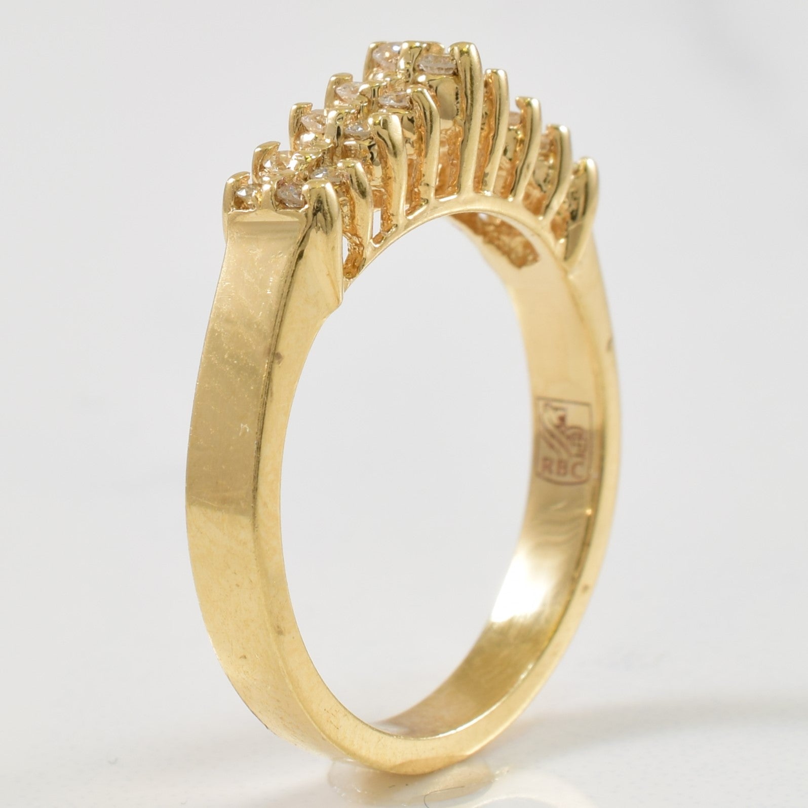 Two Row Diamond Chevron Ring | 0.25ctw | SZ 6.5 |