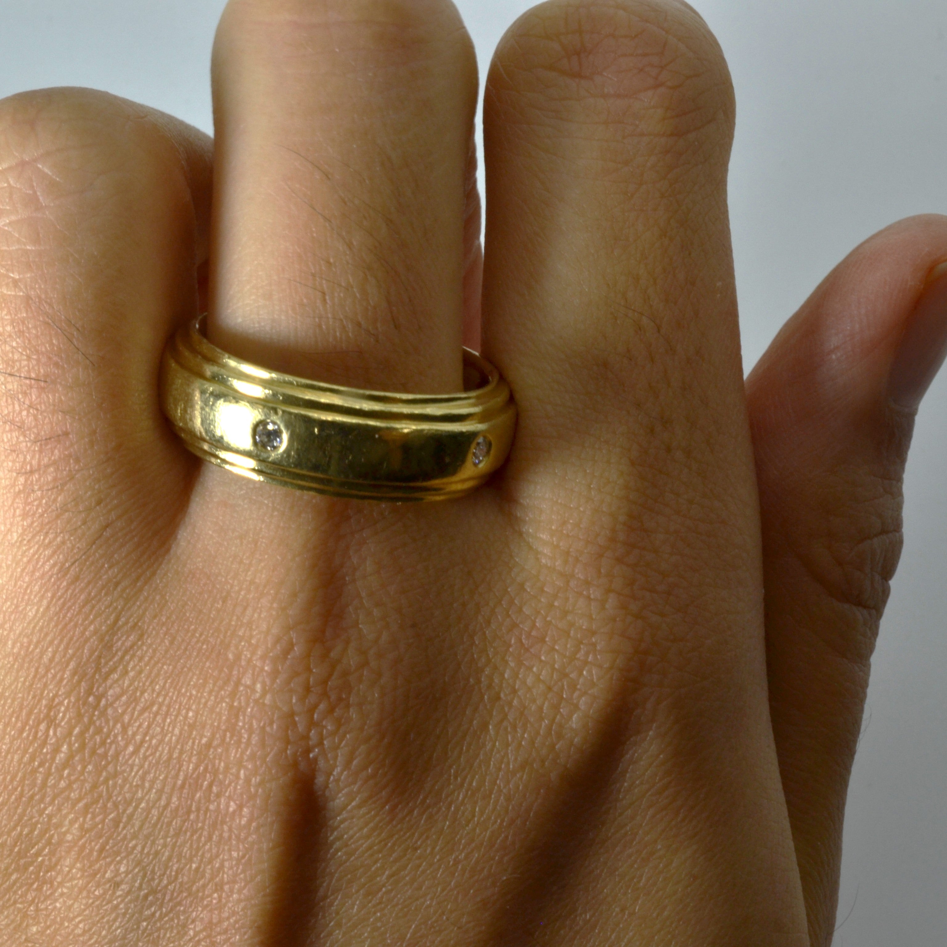 Flush Set Diamond Band | 0.15ctw | SZ 10.5 |