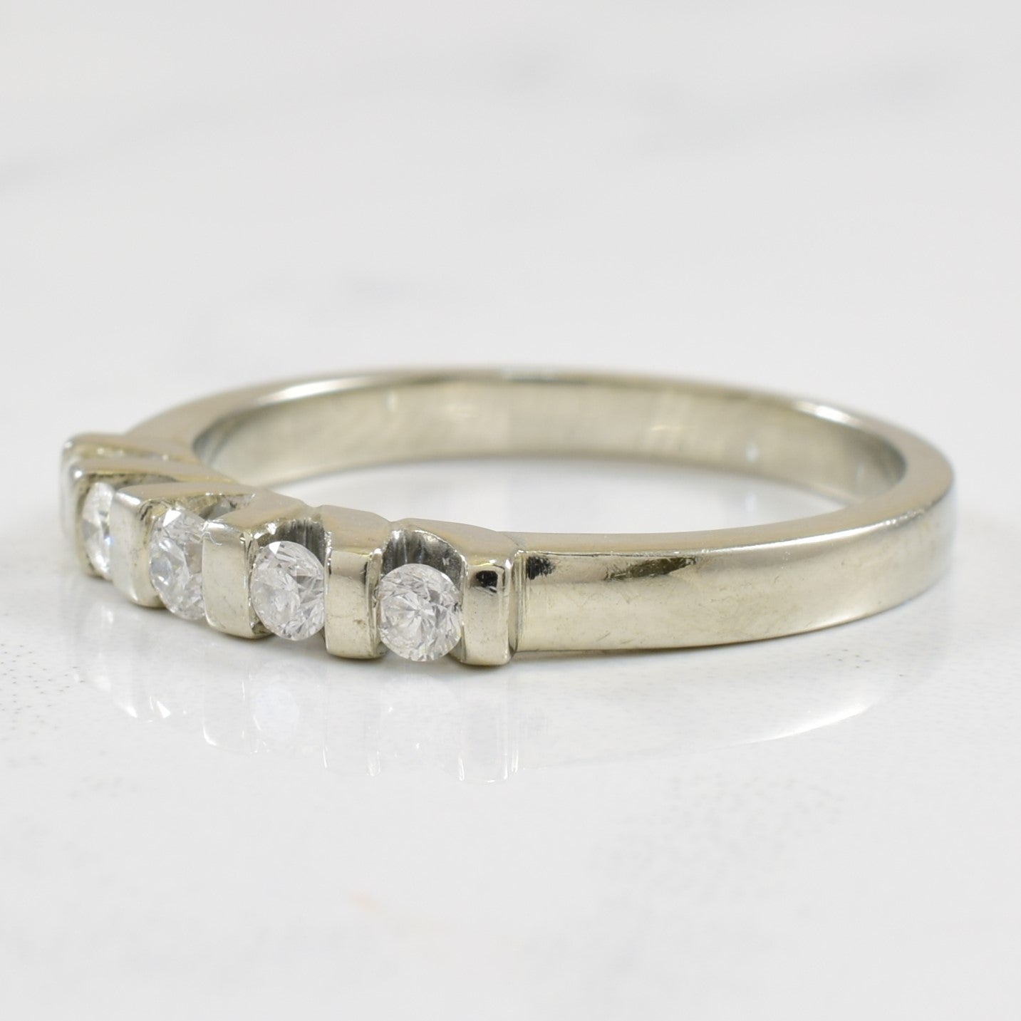 Channel Set Diamond Ring | 0.21ctw | SZ 7 |