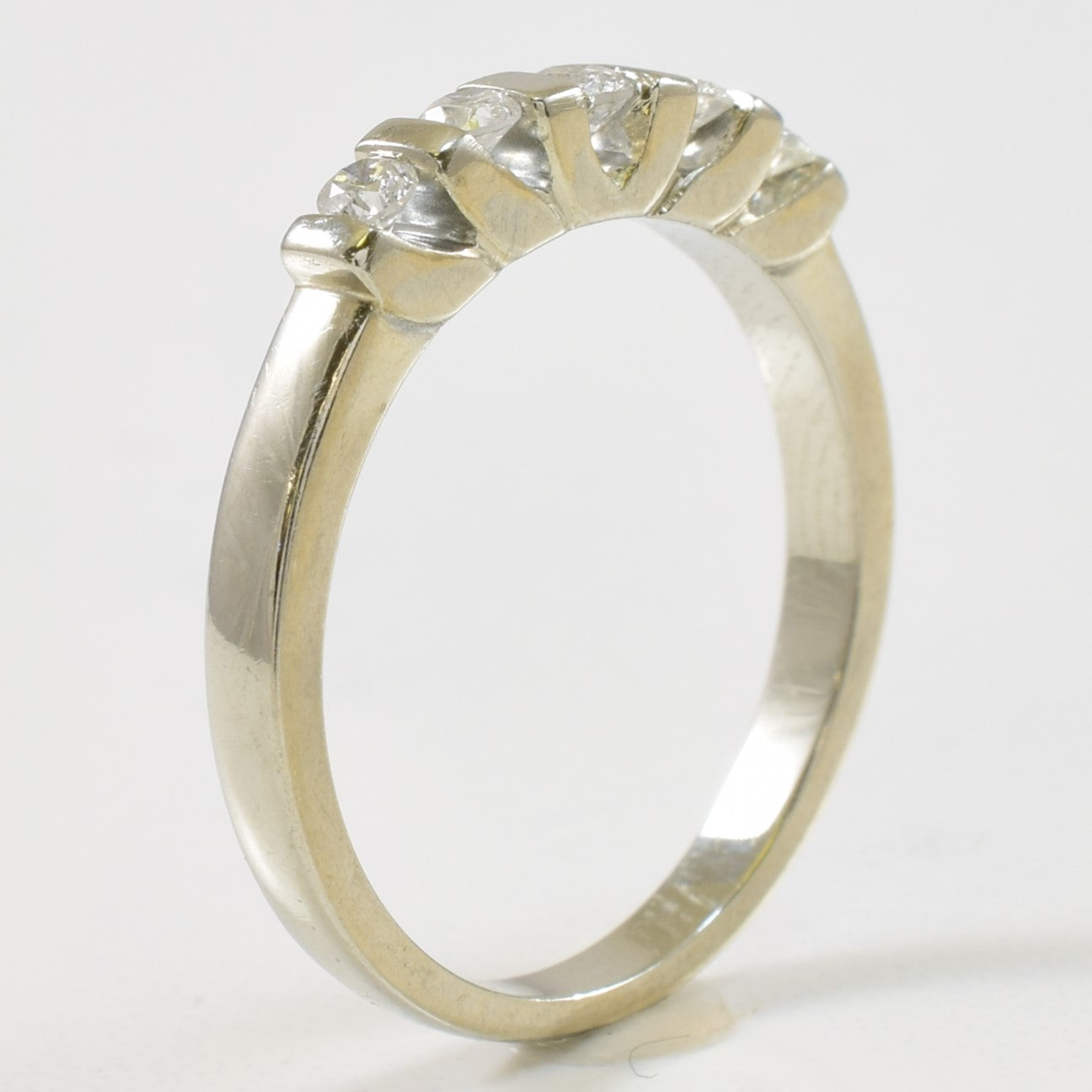 Channel Set Diamond Ring | 0.21ctw | SZ 7 |