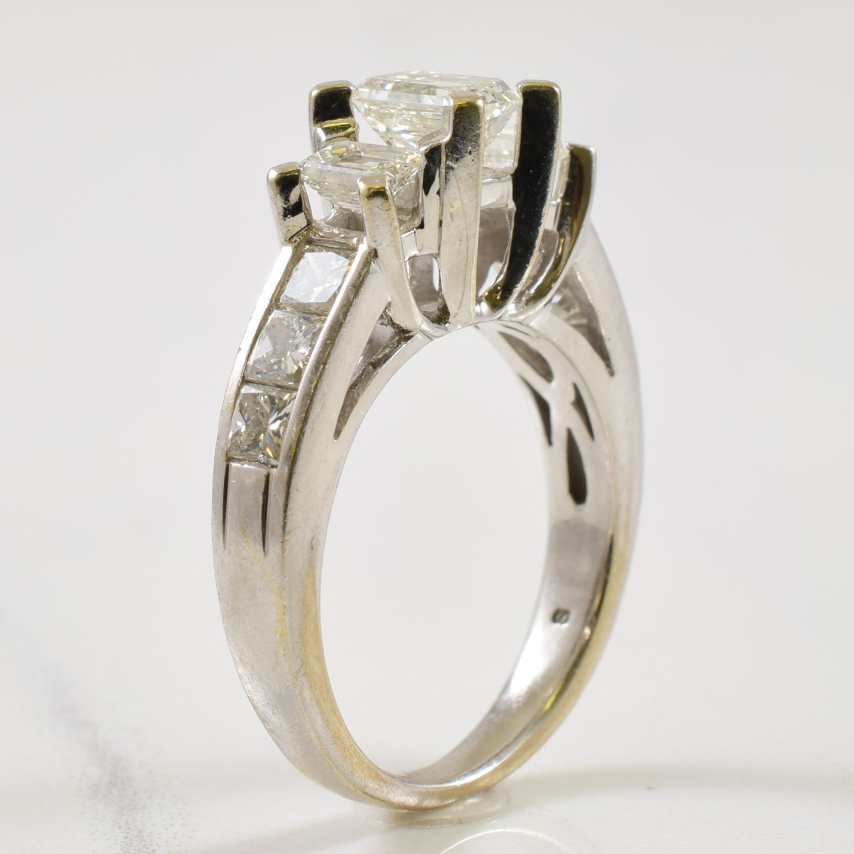 Princess Cut Diamond Engagement Ring | 2.04ctw | SZ 6.5 |