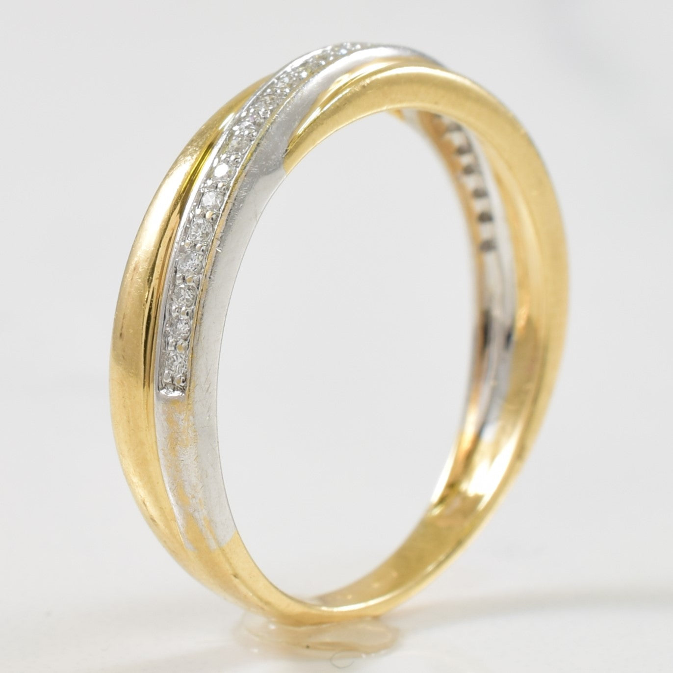 Bague croisée en or bicolore avec diamants | 0,09 ct | Taille 7,25 |