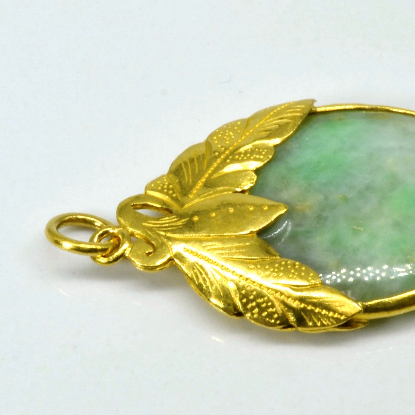 Jadeite Filigree Gold Pendant