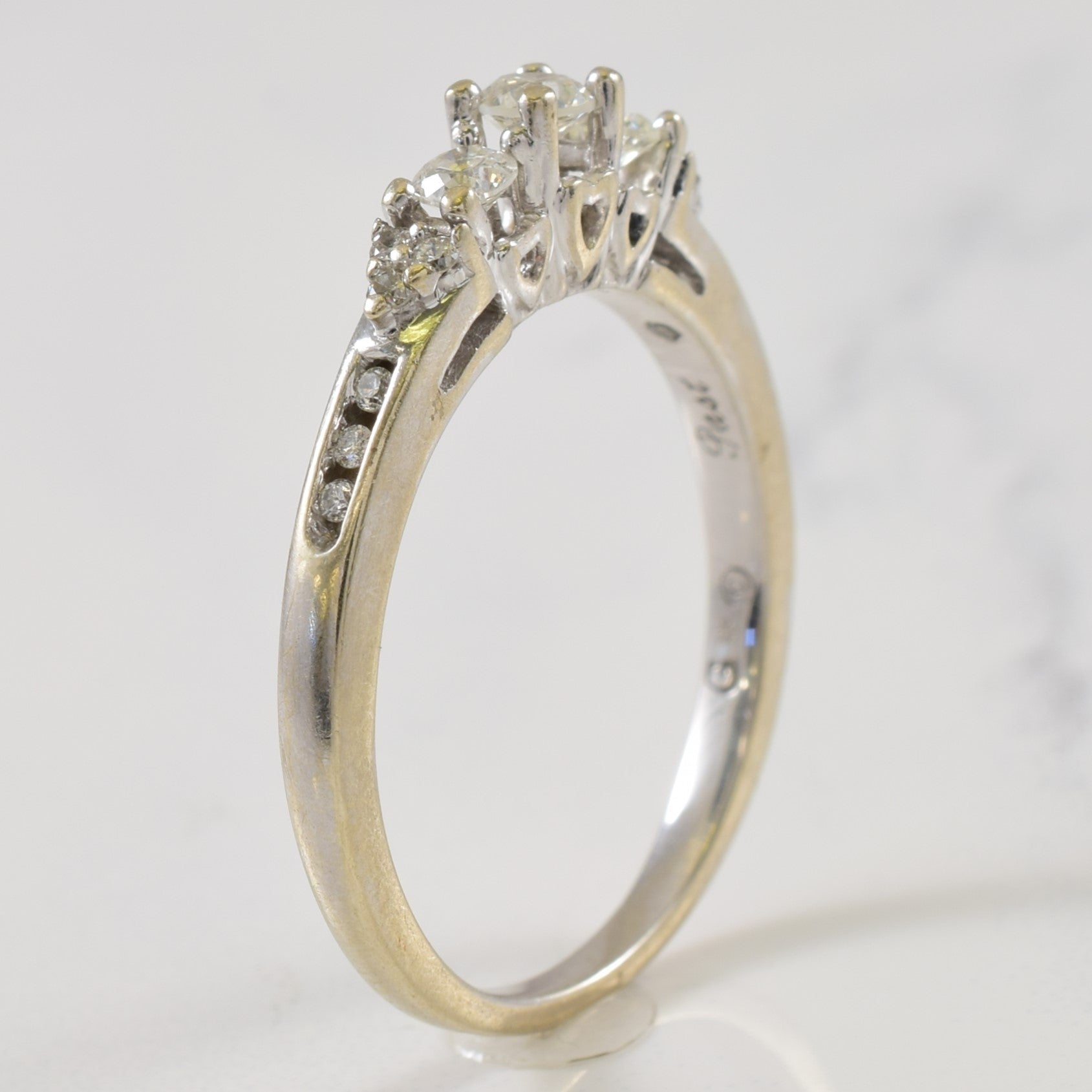Cathedral Diamond Ring | 0.33ctw | SZ 7 |