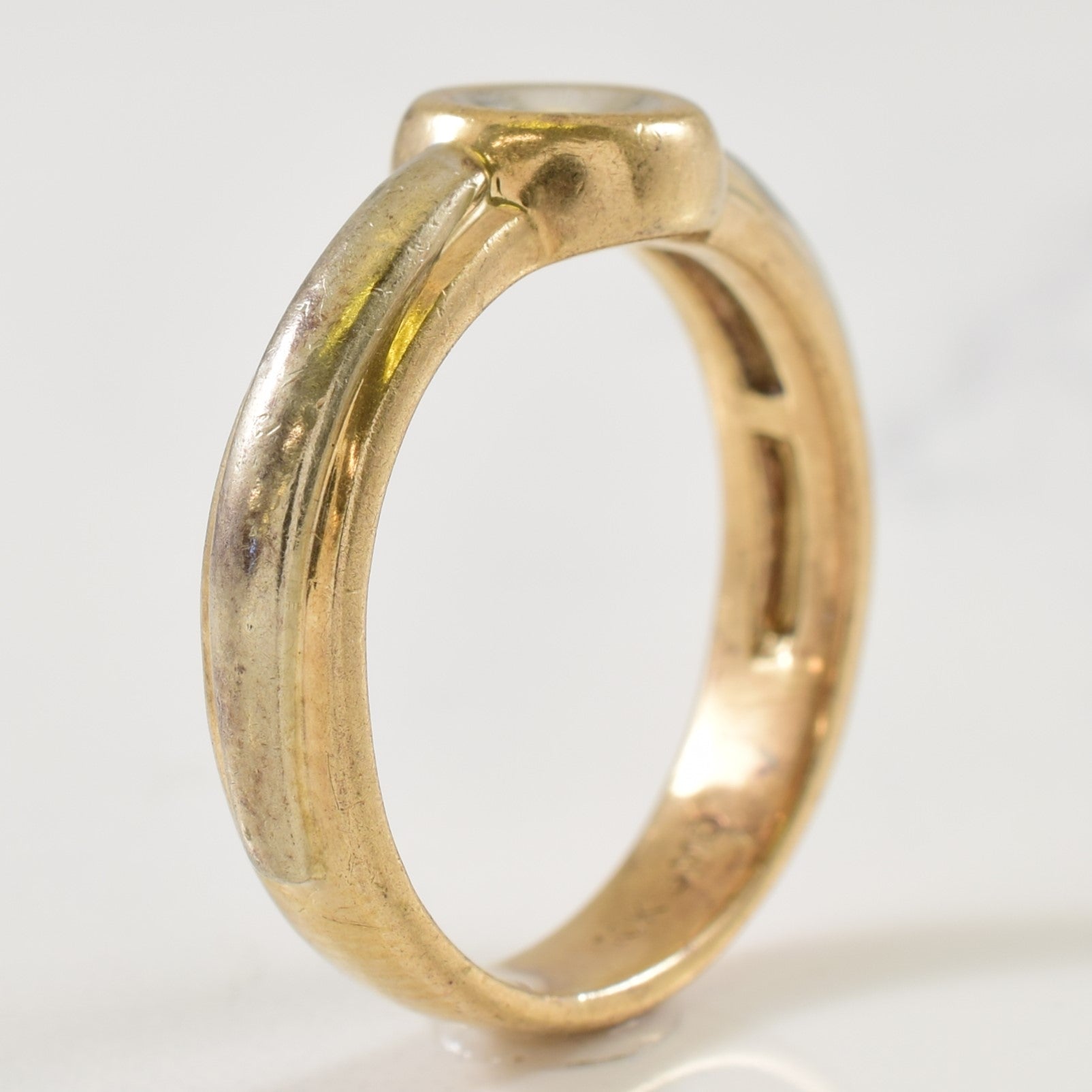 Bague en or bicolore sertie de diamants | 0,10 ct | Taille 5,25 |