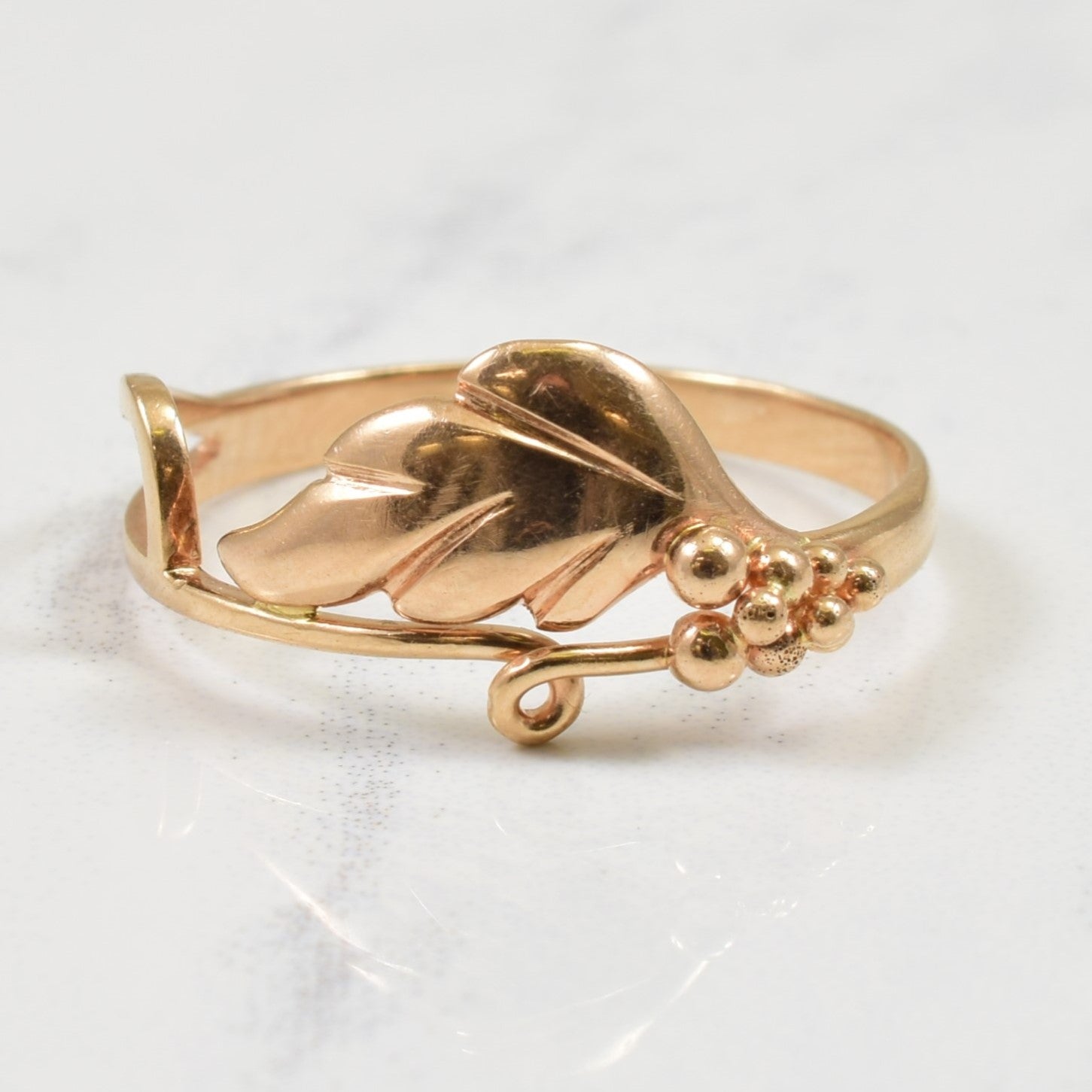 14k Rose Gold Grape Vine Ring | SZ 6.75 |