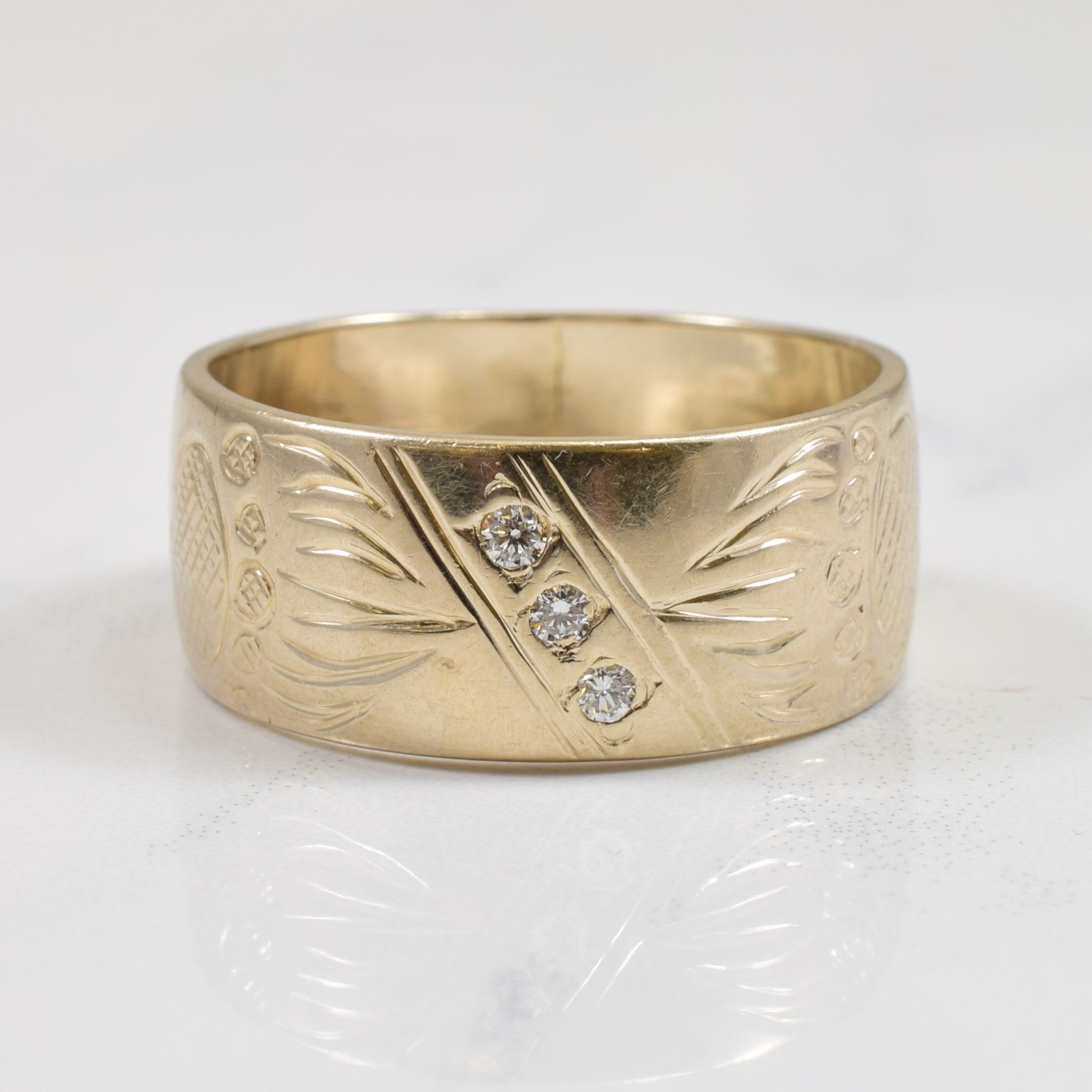 Three Stone Wide Band Bear Claw Ring | 0.09ctw | SZ 10.75 |
