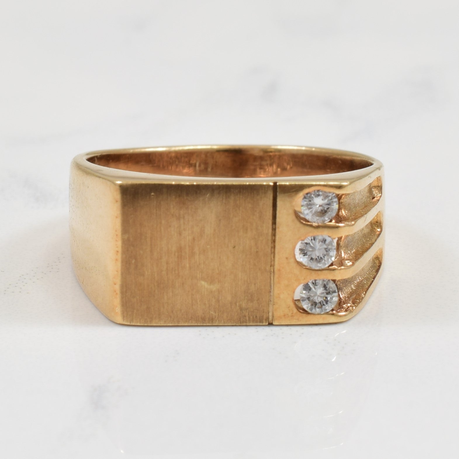 Three Stone Diamond Ring | 0.10ctw | SZ 9.5 |