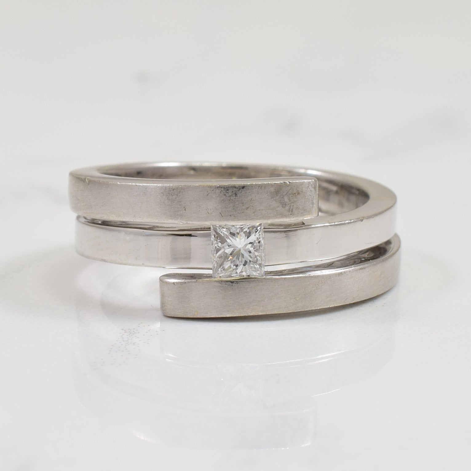 Diamond Solitaire Crossover Ring | 0.22ct | SZ 7 |