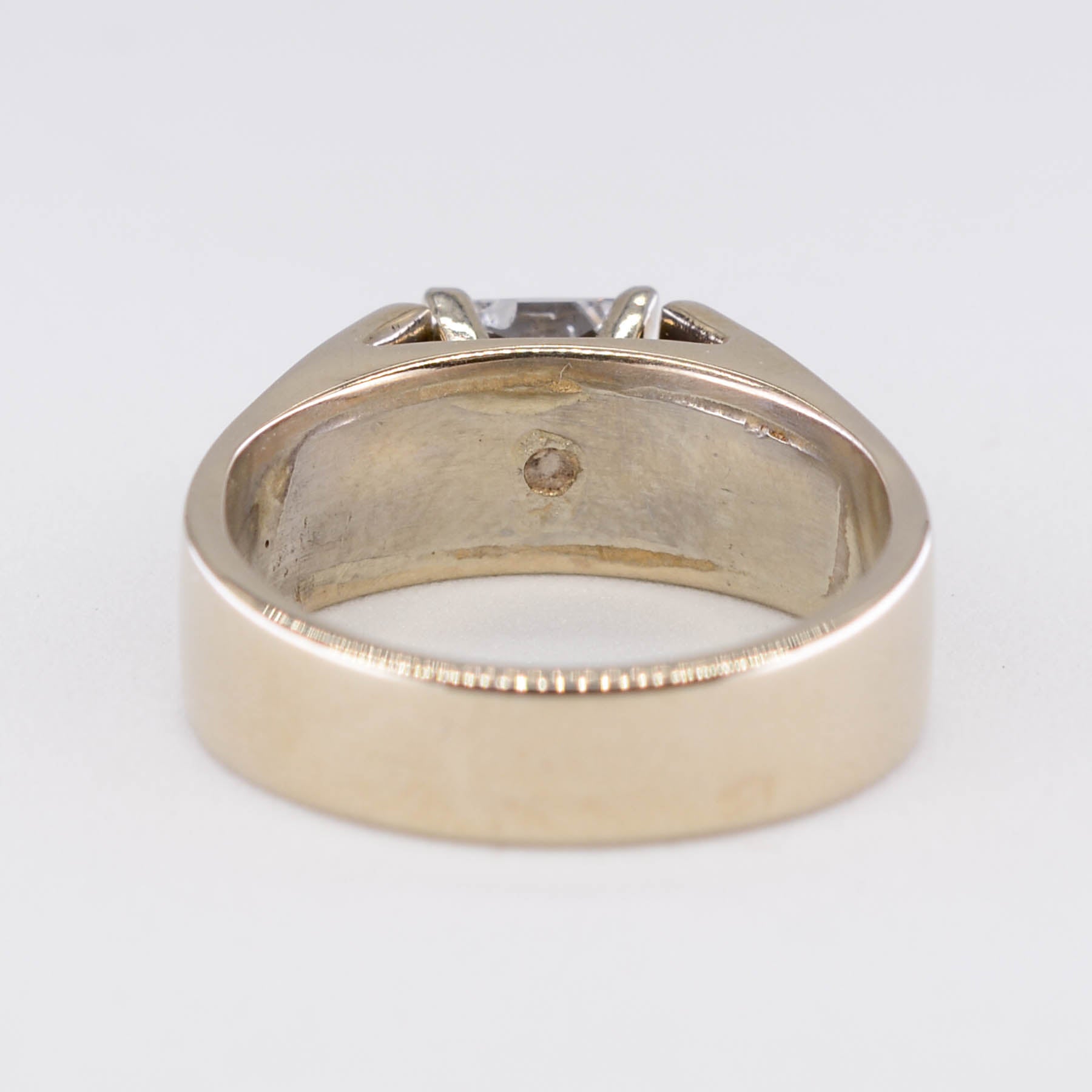 Bague de fiançailles en diamant taille princesse à profil bas et forme conique | 1,15 ct | Taille 6,5 |