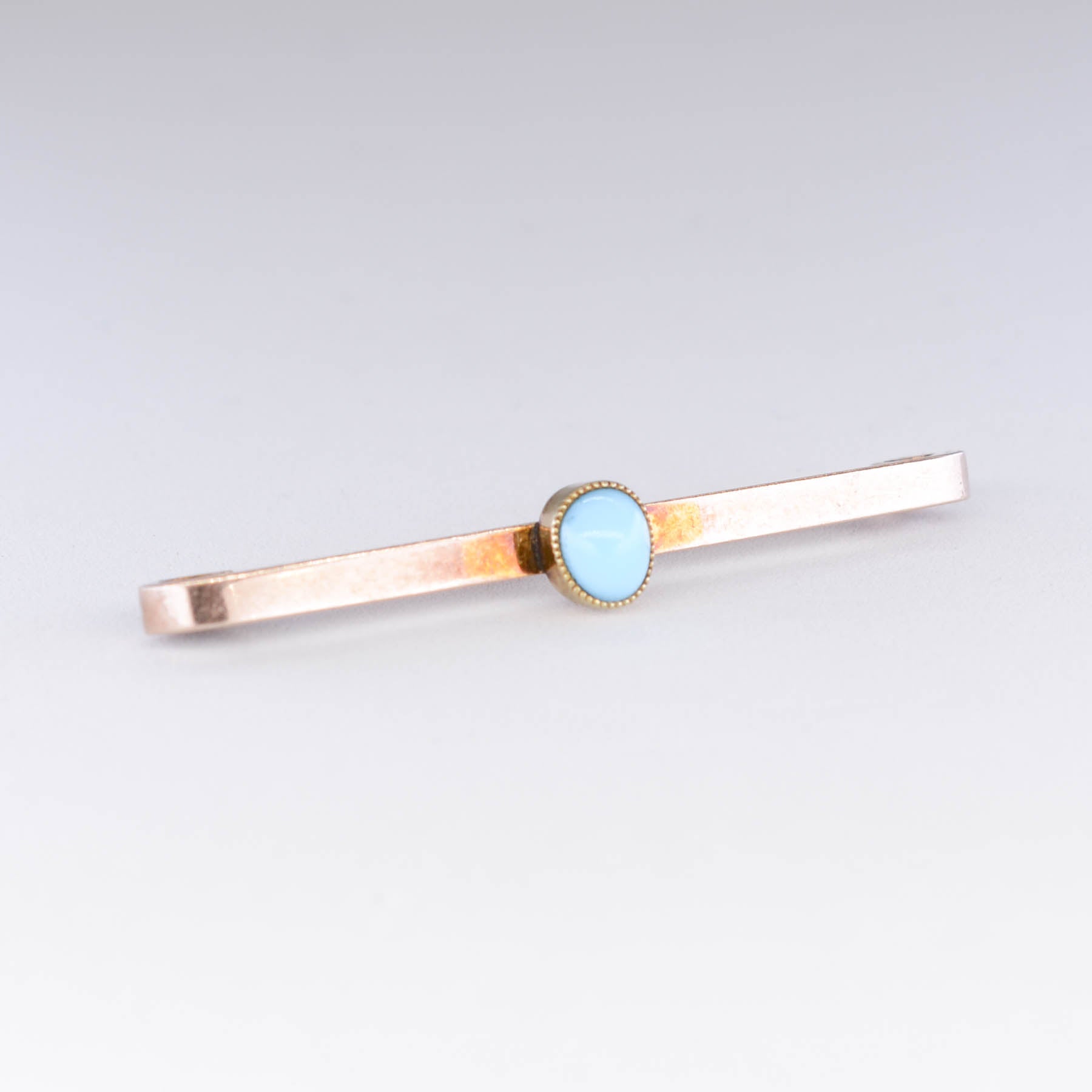 Vintage 9k Turquoise Cabochon Brooch | 0.26ct |