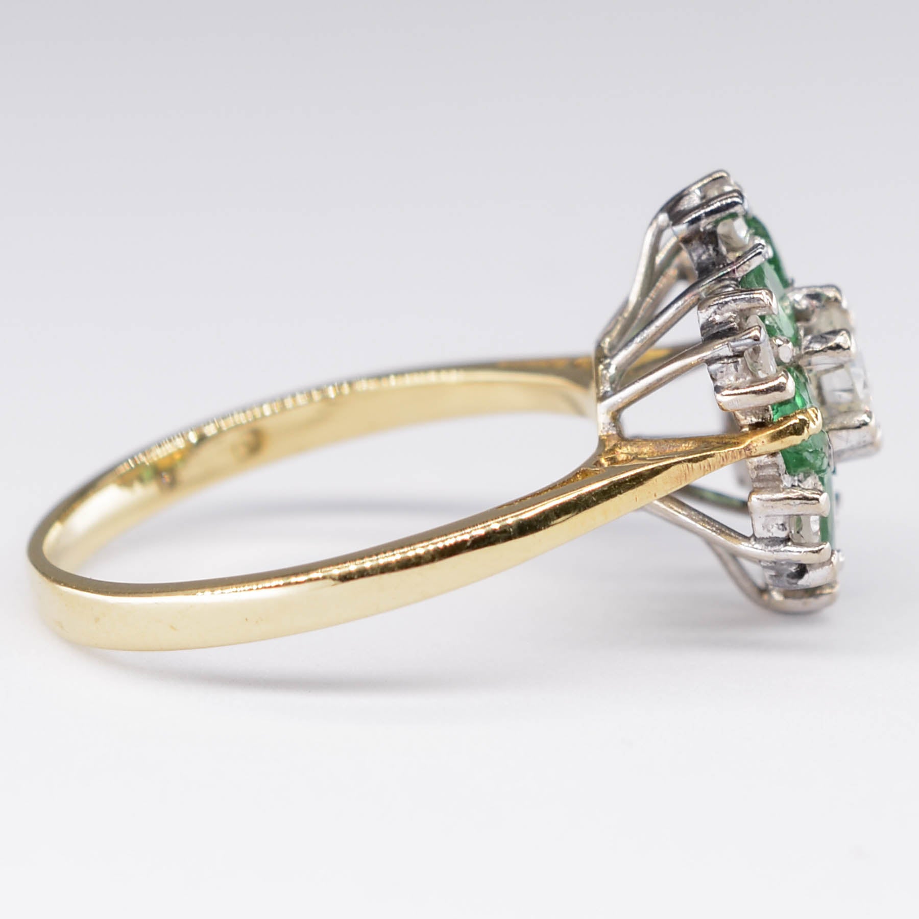 Diamond and Emerald Flower Ring | 0.20ct | SZ 5.25 |
