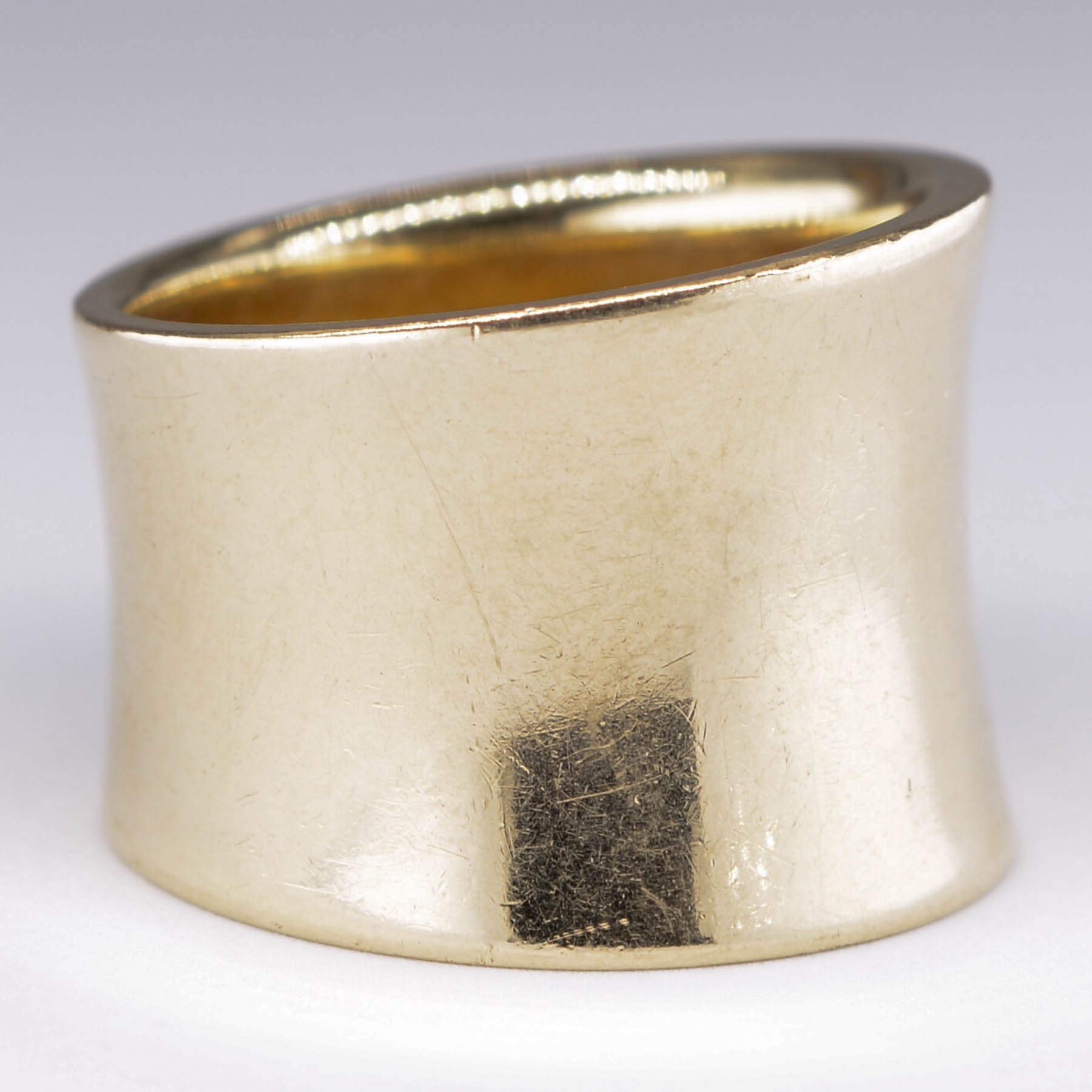 14k Asymmetrical Wide Band | SZ 6.25 |