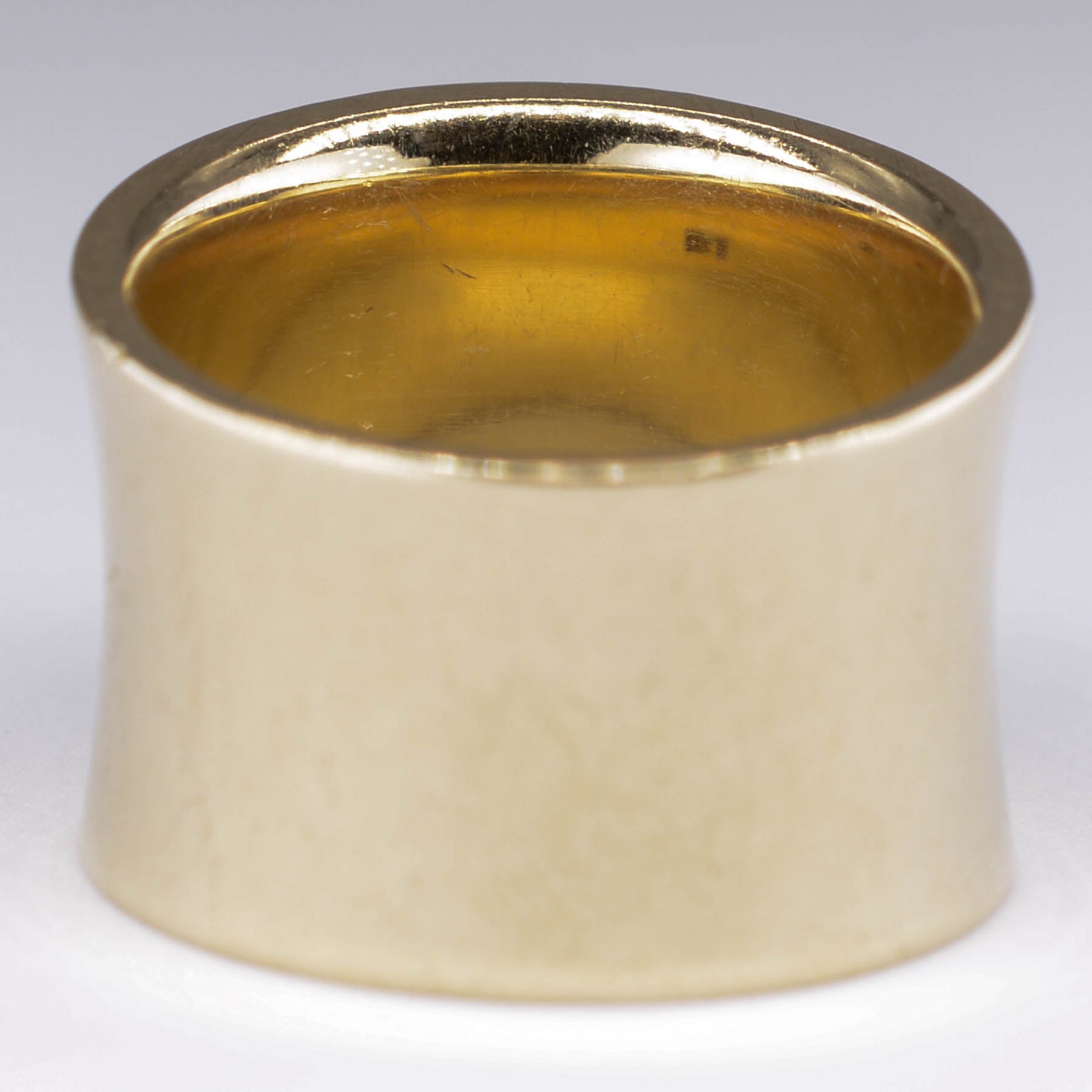14k Asymmetrical Wide Band | SZ 6.25 |