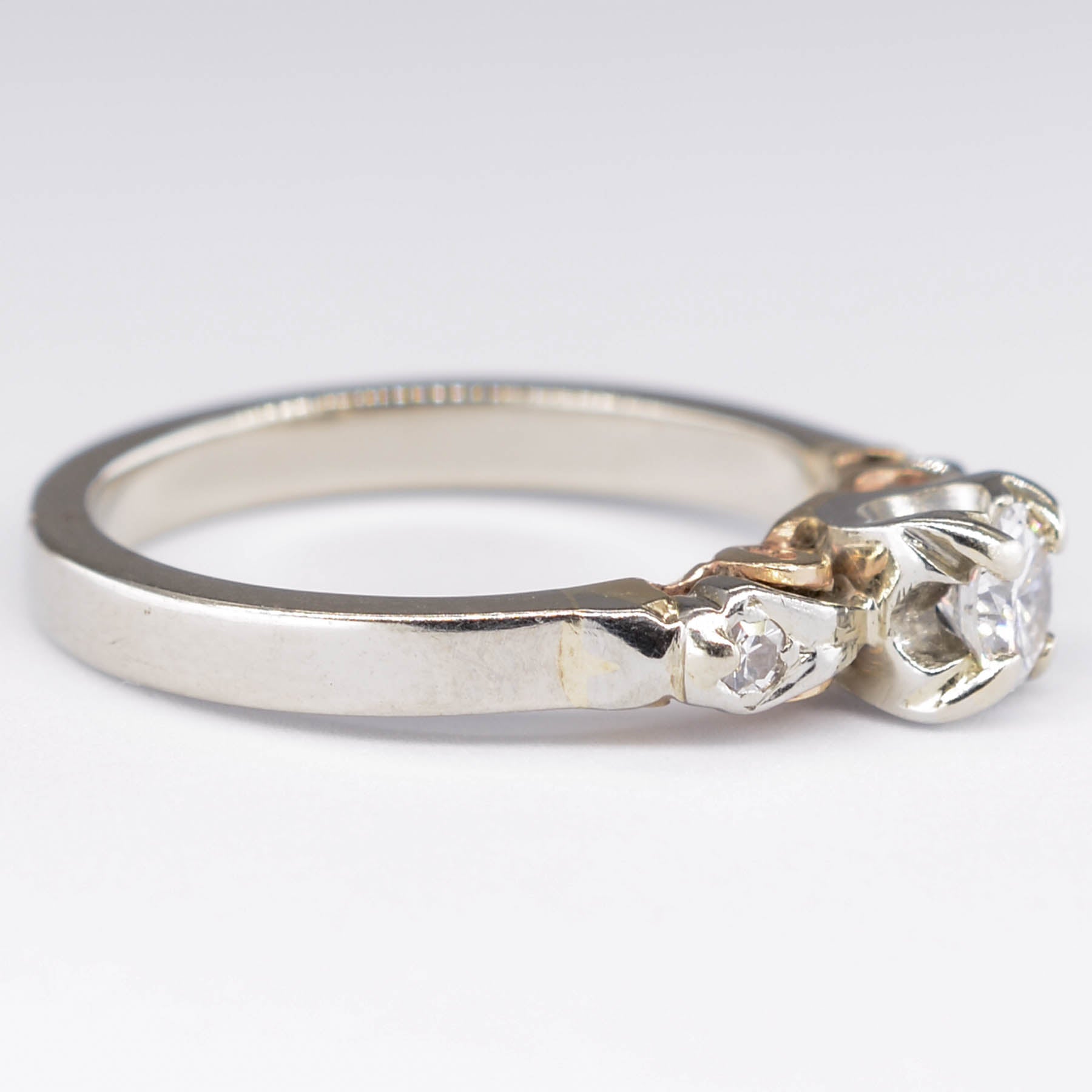 Two Toned Diamond Ring | 0.24ct | SZ 5.25 |